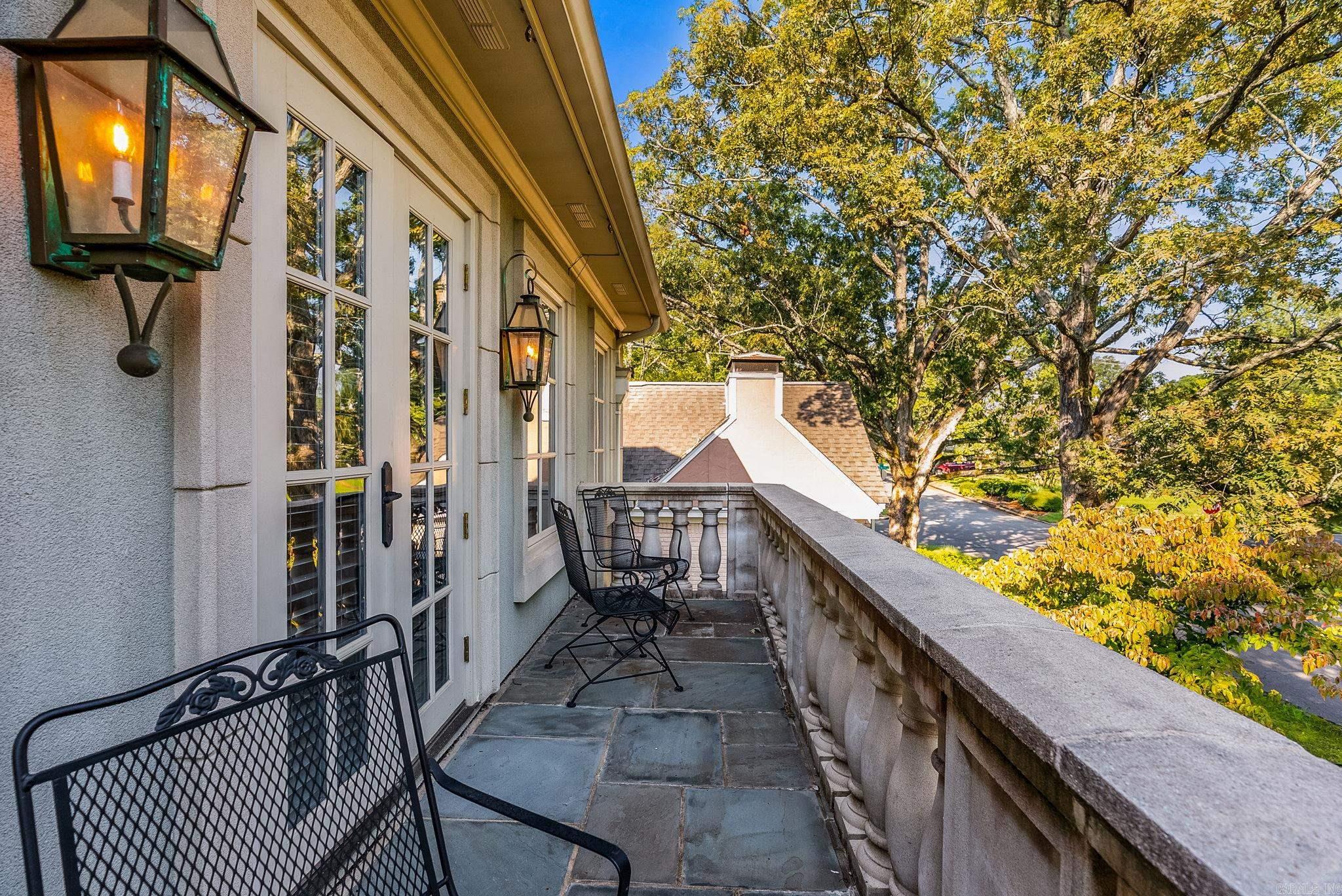 5019 Country Club  Little Rock, AR