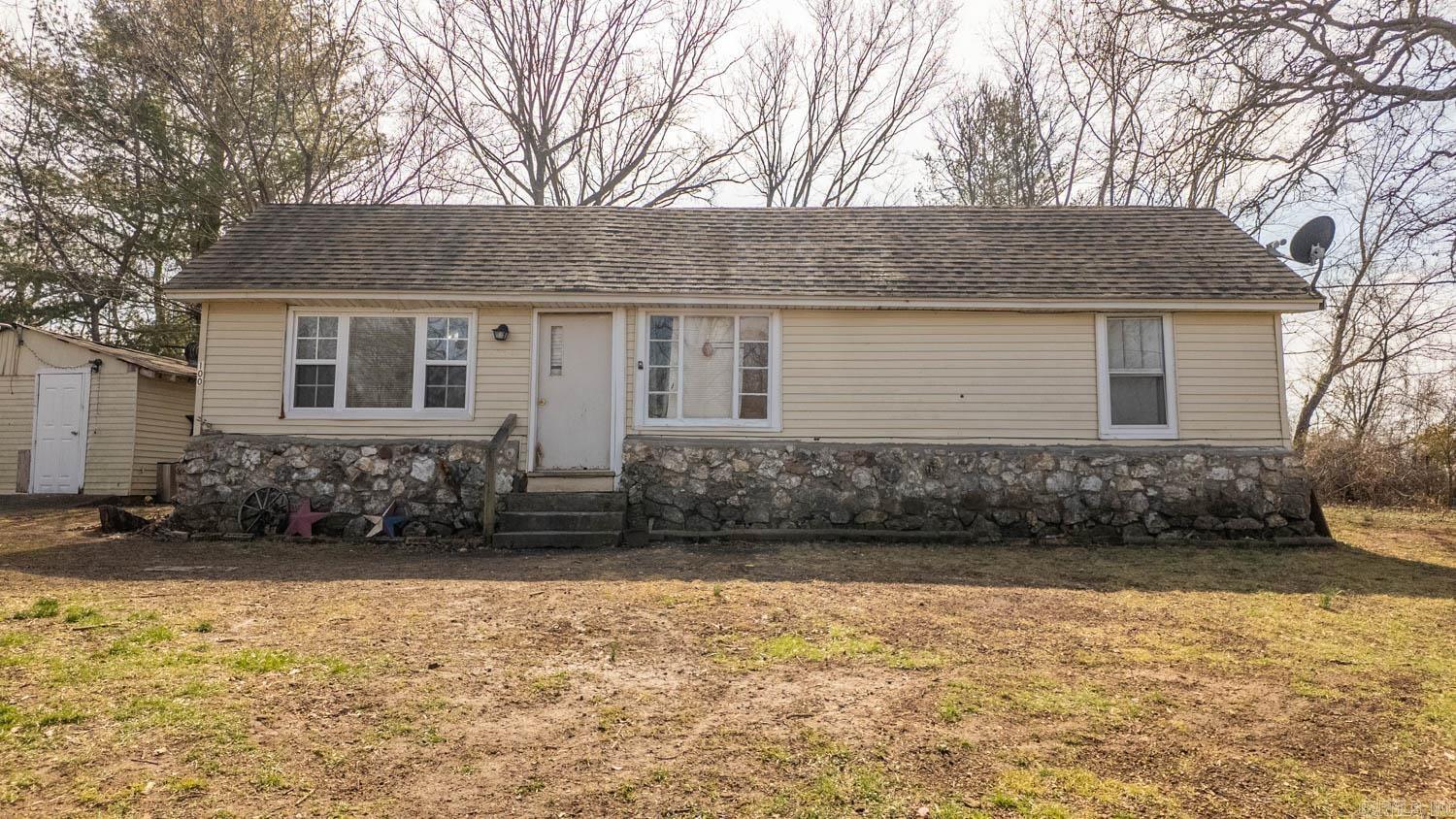 100 E Adams Street  Thayer, MO