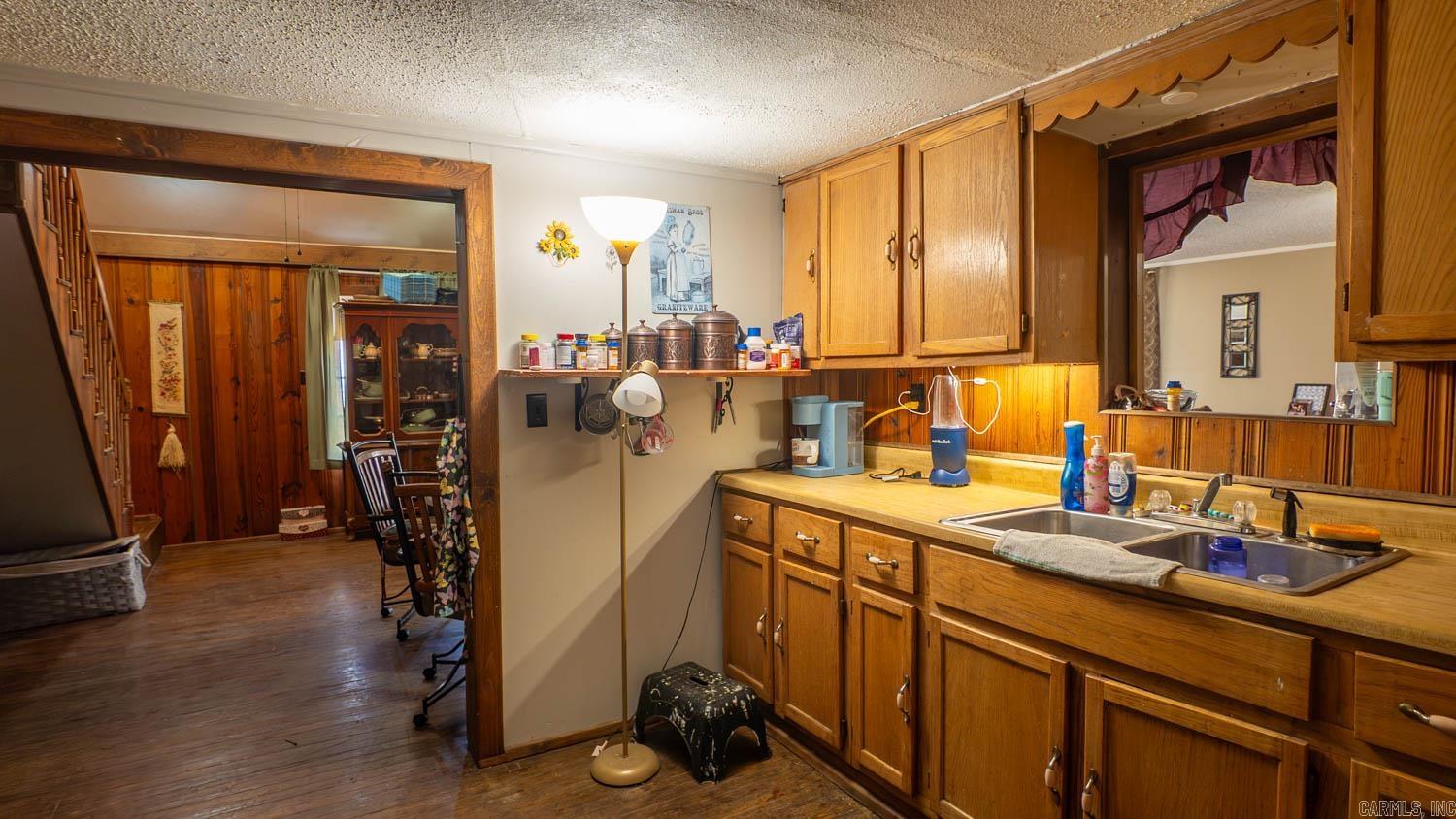 100 E Adams Street  Thayer, MO