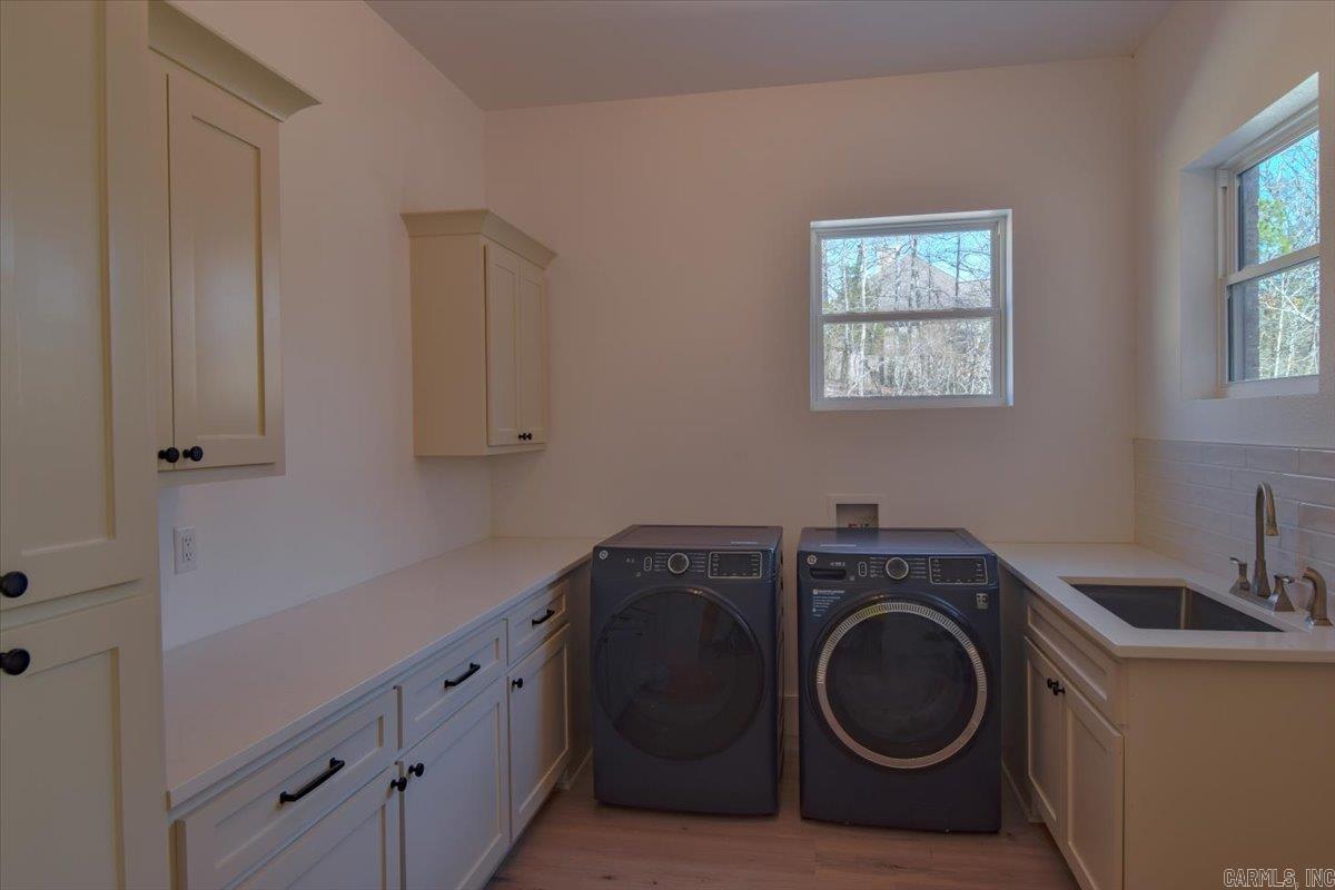 1688 S Silverthorne  Little Rock, AR