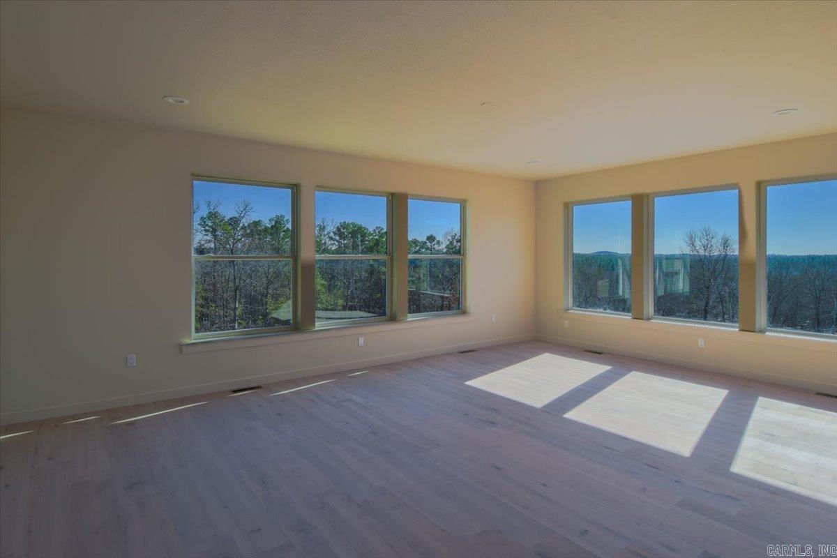 1688 S Silverthorne  Little Rock, AR