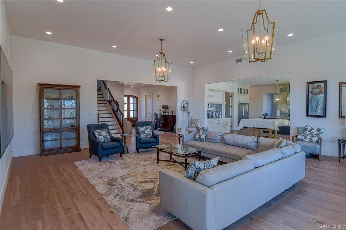 1688 S Silverthorne  Little Rock, AR