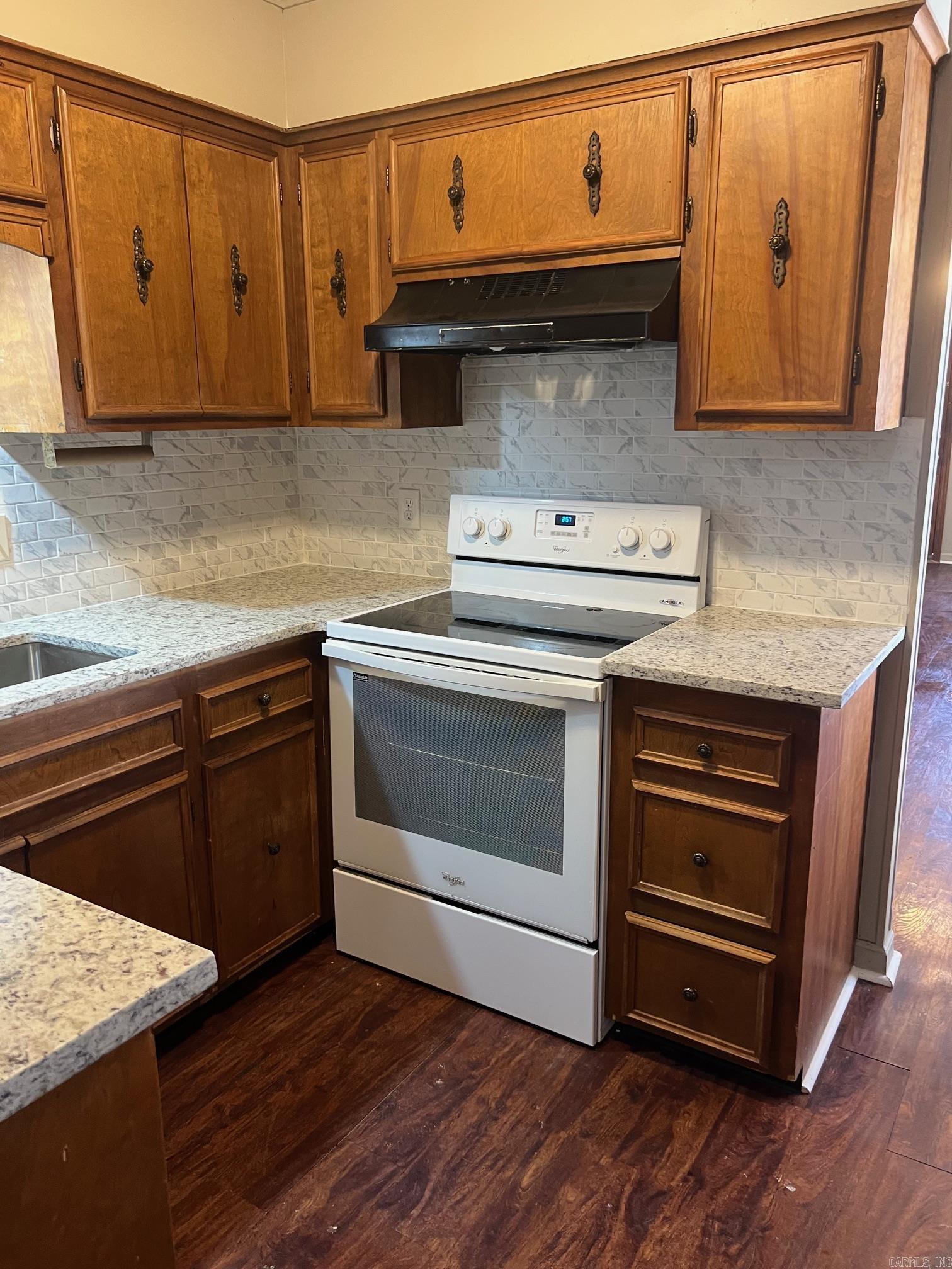 213 Oak Lane  Little Rock, AR