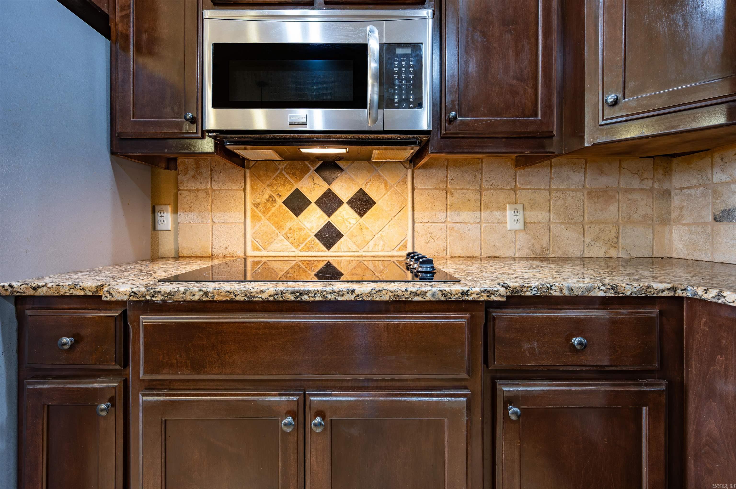 12903 Smarty Jones  Scott, AR