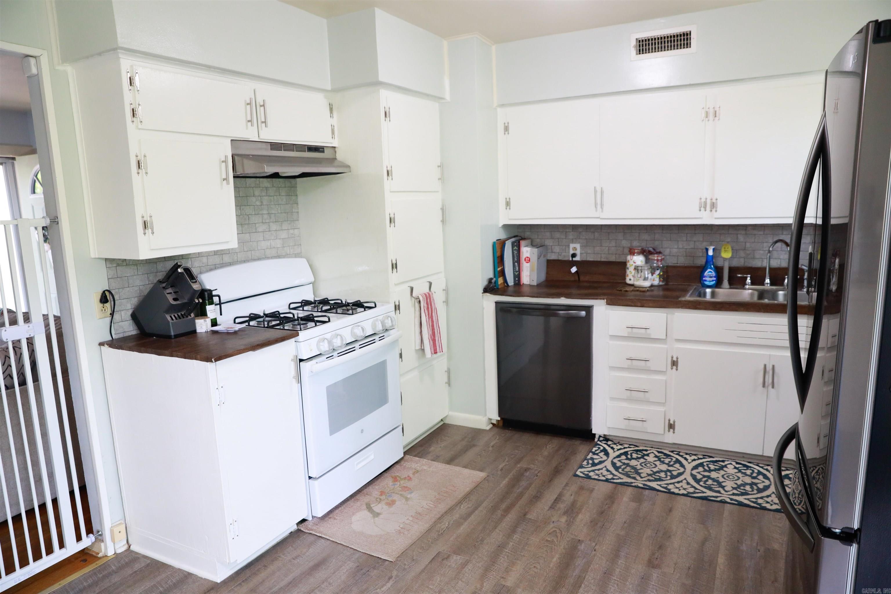 3217 Garniece Drive Little Rock, AR 72206