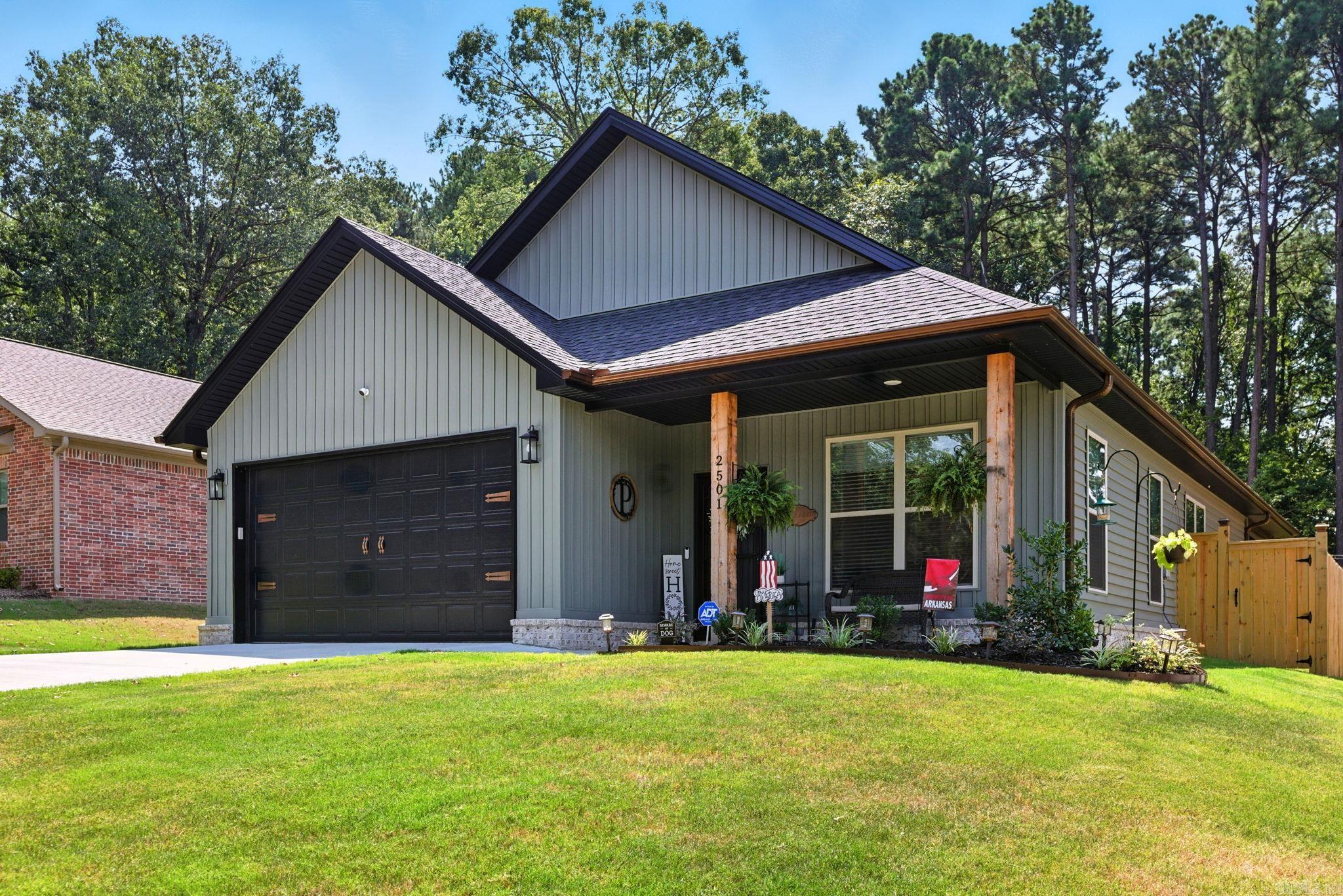 2501 Janet  Benton, AR