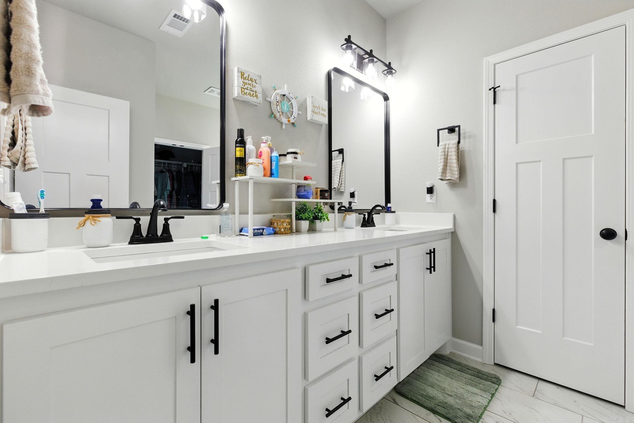 2501 Janet  Benton, AR