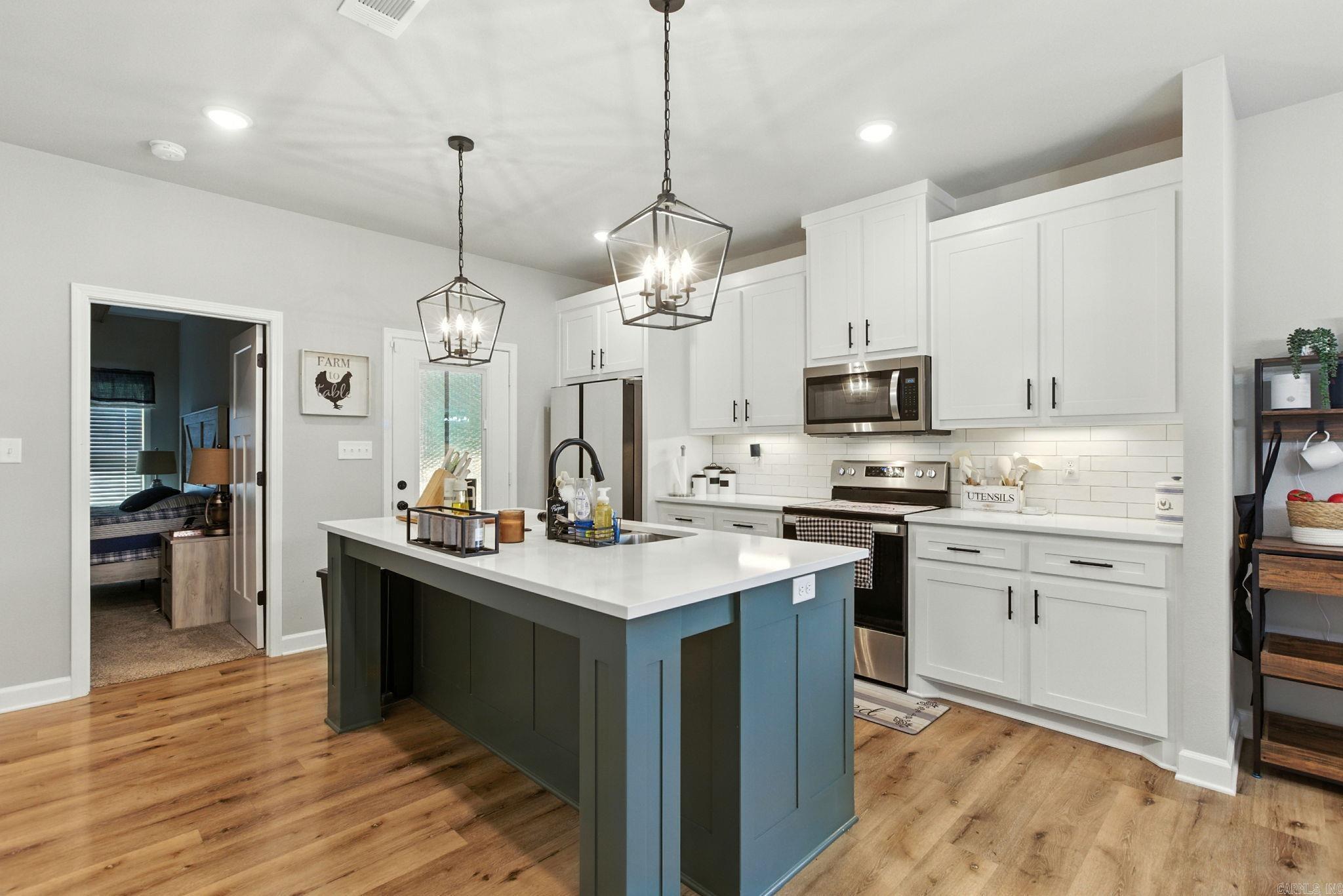 2501 Janet  Benton, AR