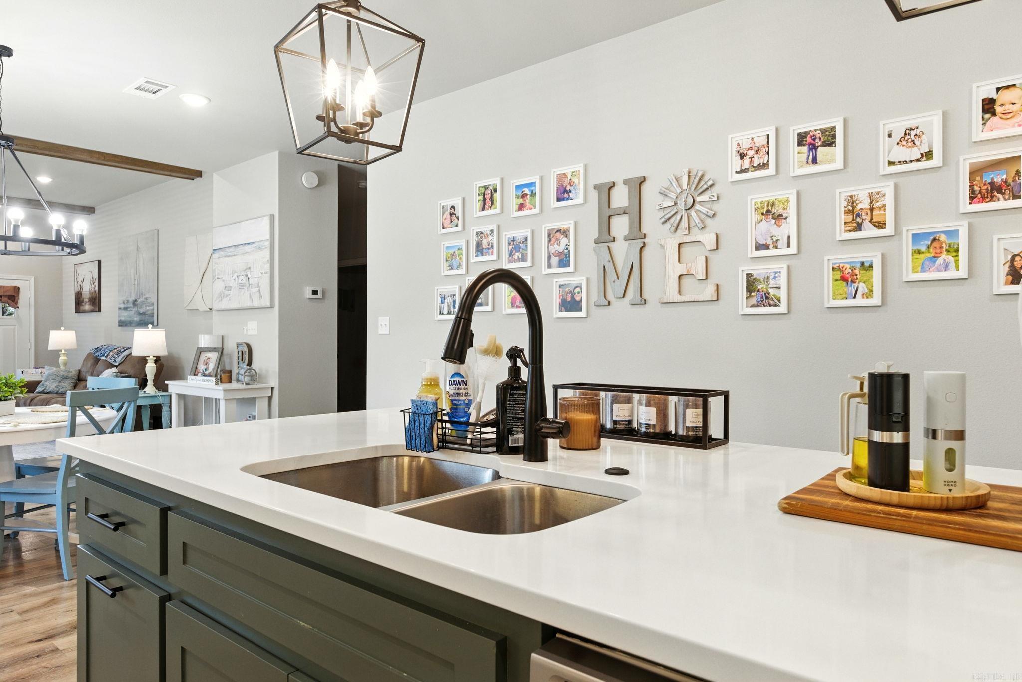 2501 Janet  Benton, AR