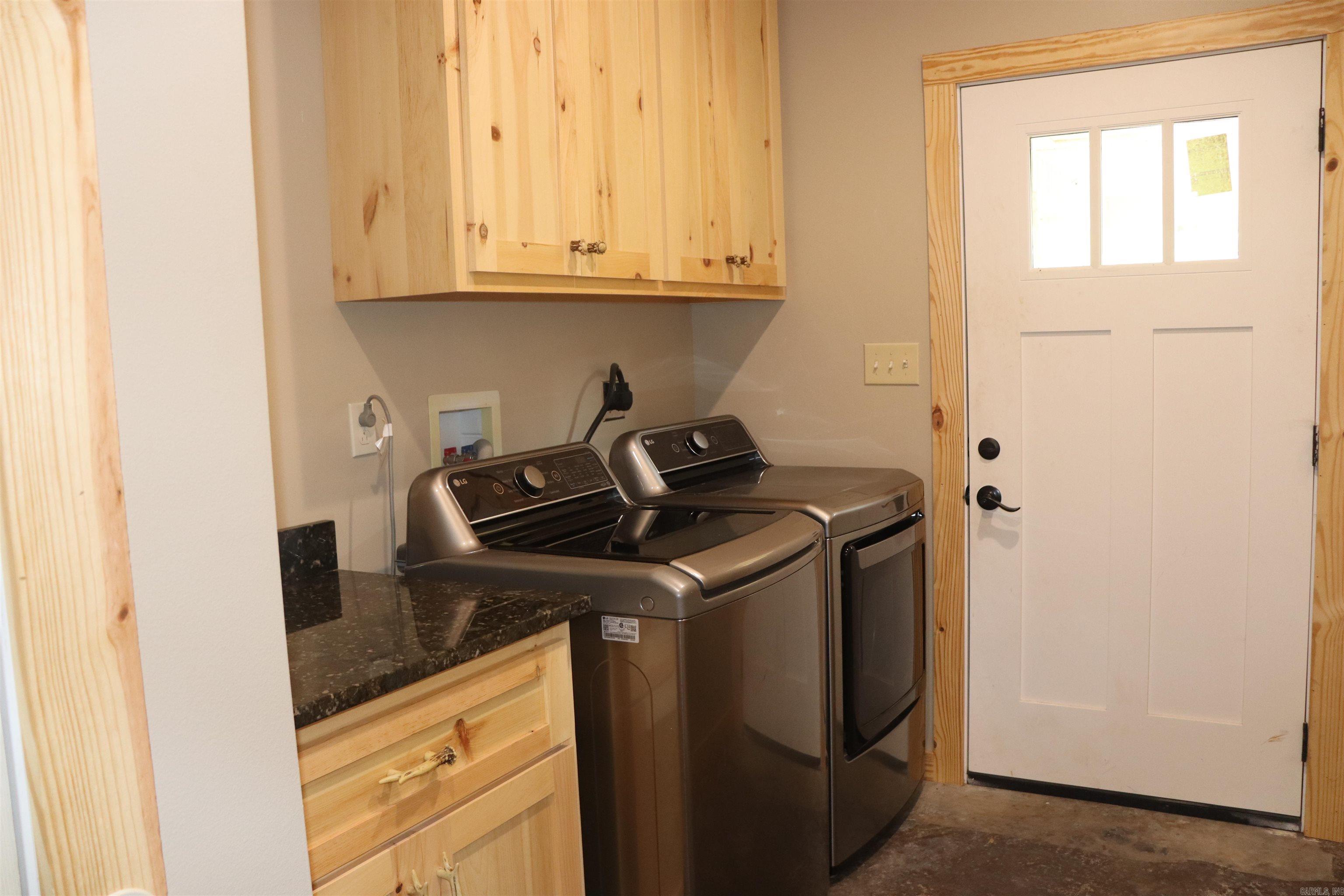 426 Bondair Road  Greers Ferry, AR