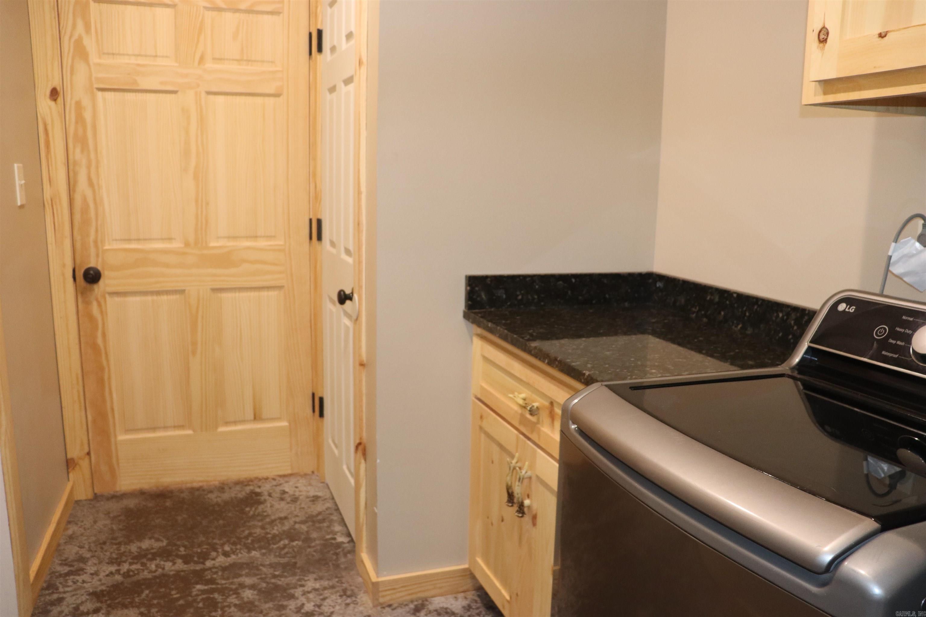 426 Bondair Road  Greers Ferry, AR