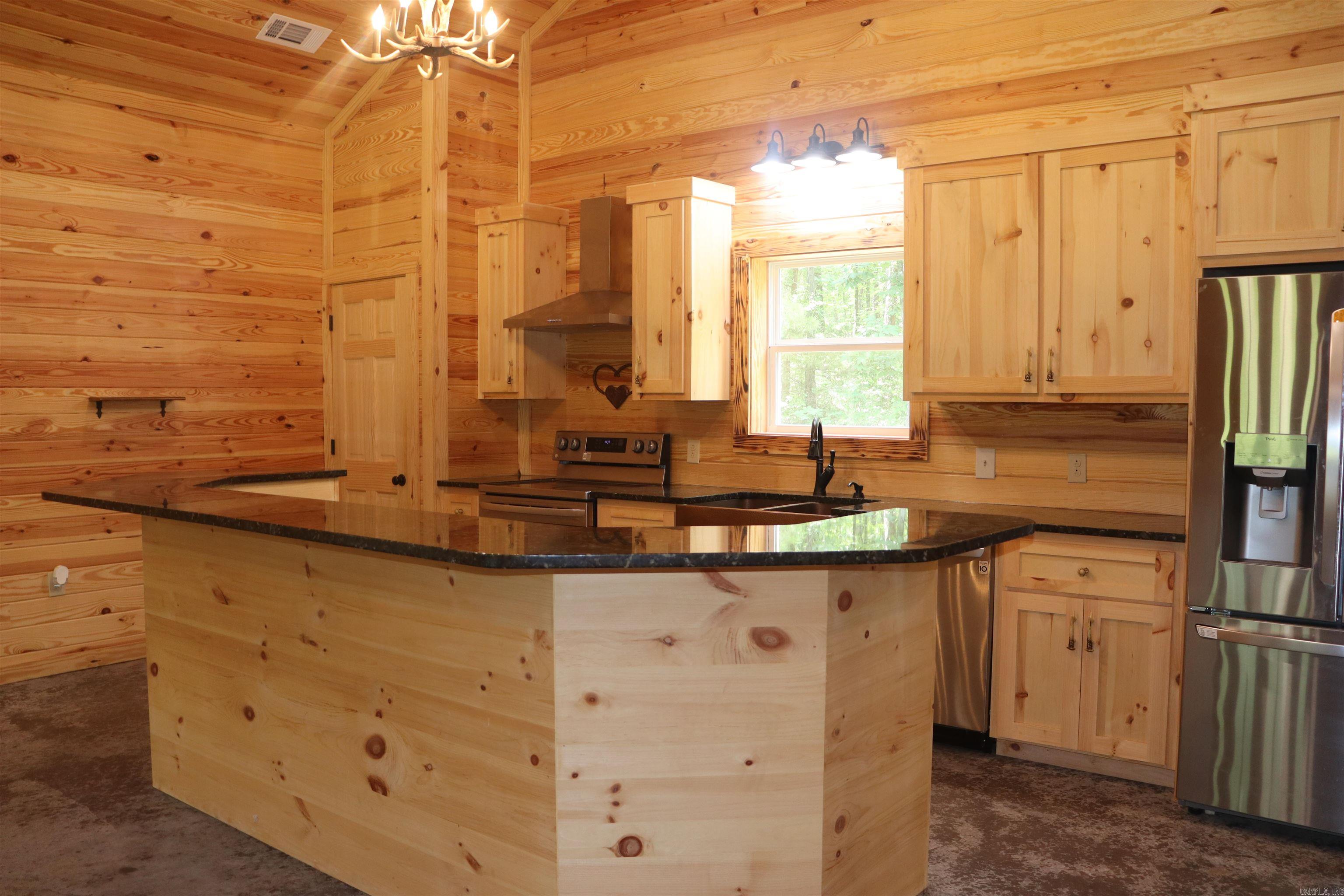 426 Bondair Road  Greers Ferry, AR