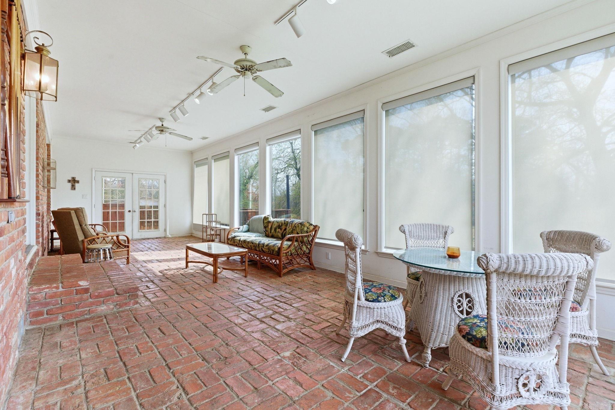 7932 HWY 190  Benton, AR