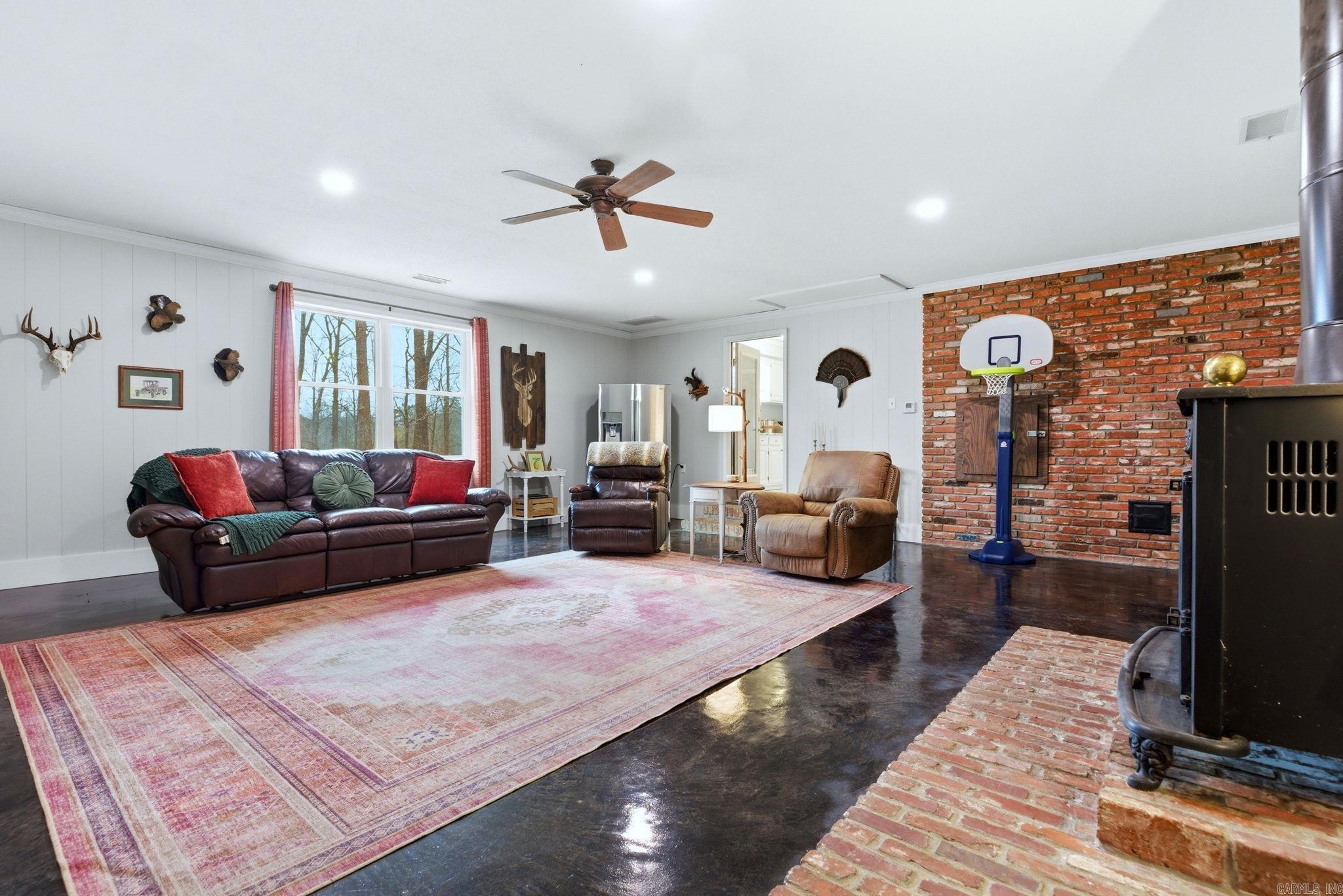 7932 HWY 190  Benton, AR