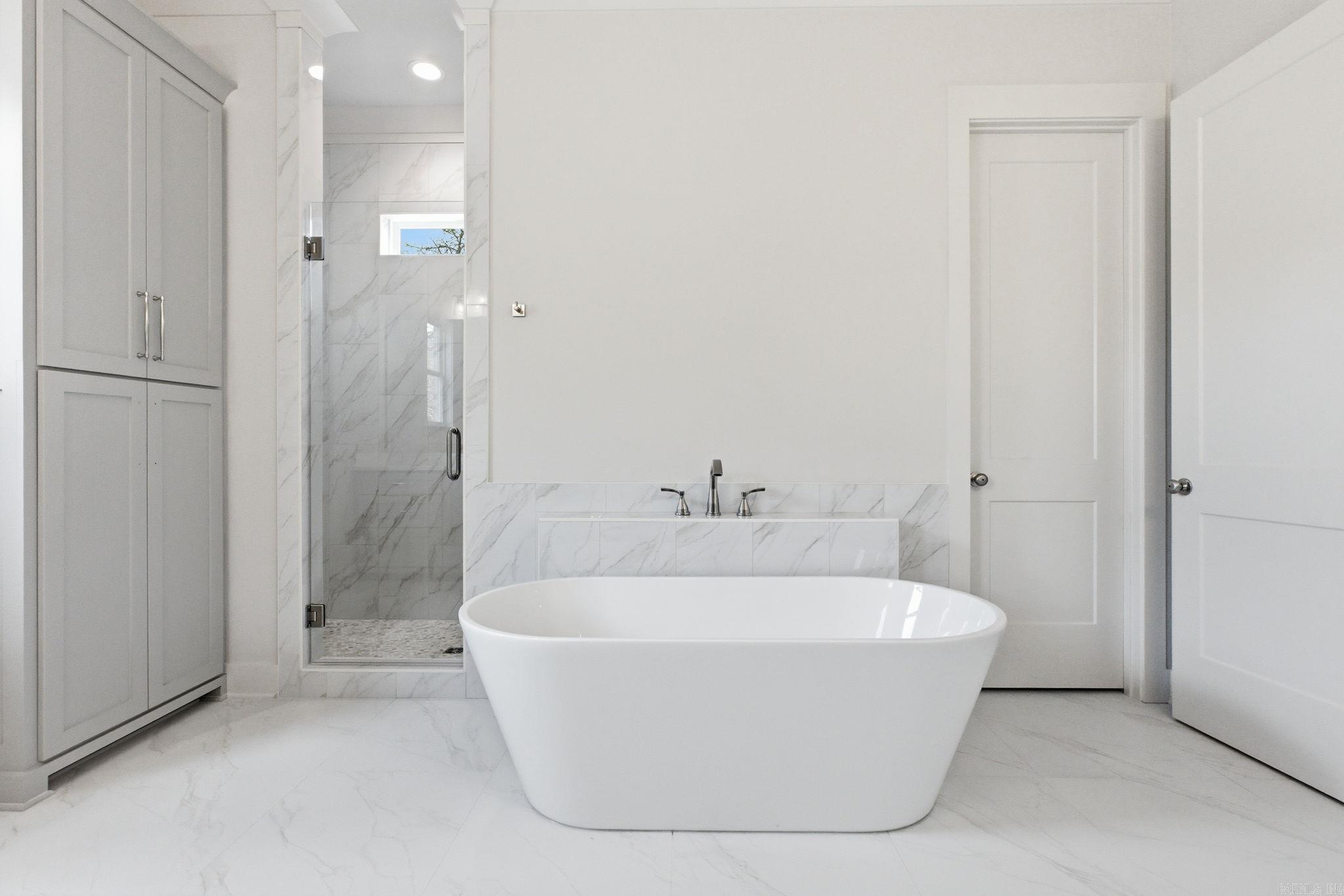 67 Mountain Brook  Little Rock, AR