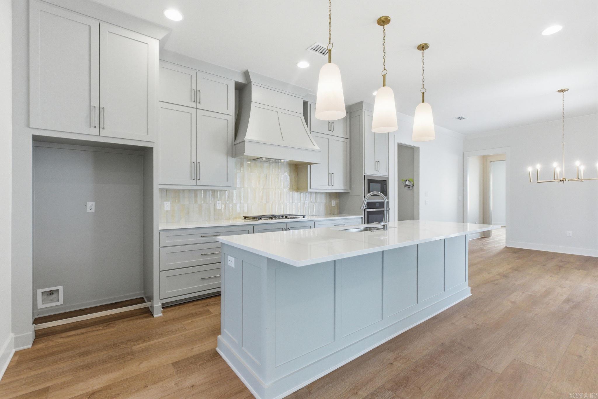 67 Mountain Brook  Little Rock, AR