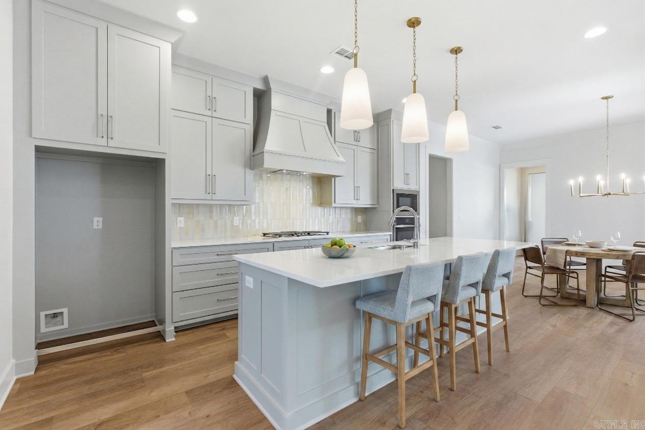 67 Mountain Brook  Little Rock, AR