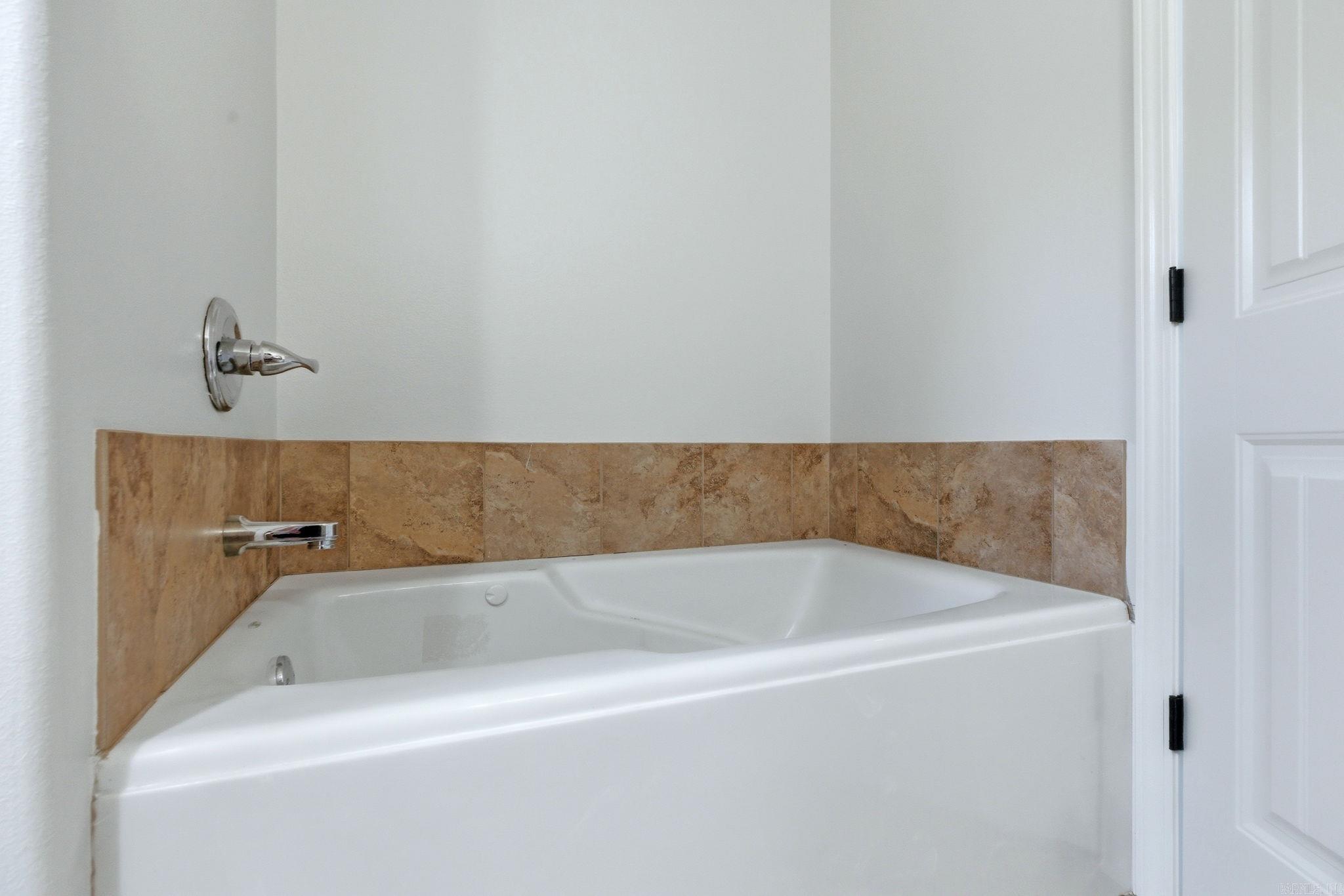 3322 Moss Creek  Bryant, AR