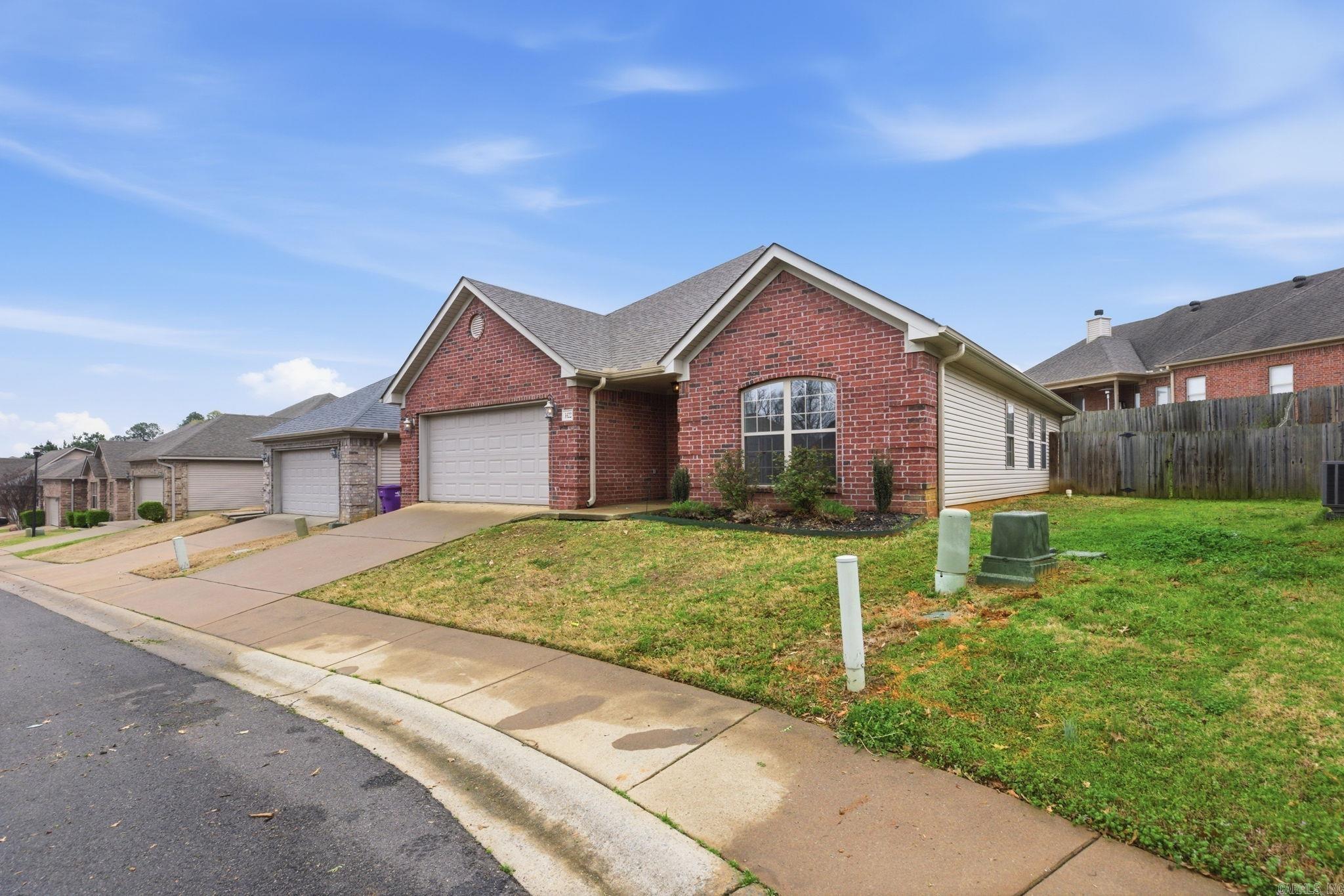 3322 Moss Creek  Bryant, AR