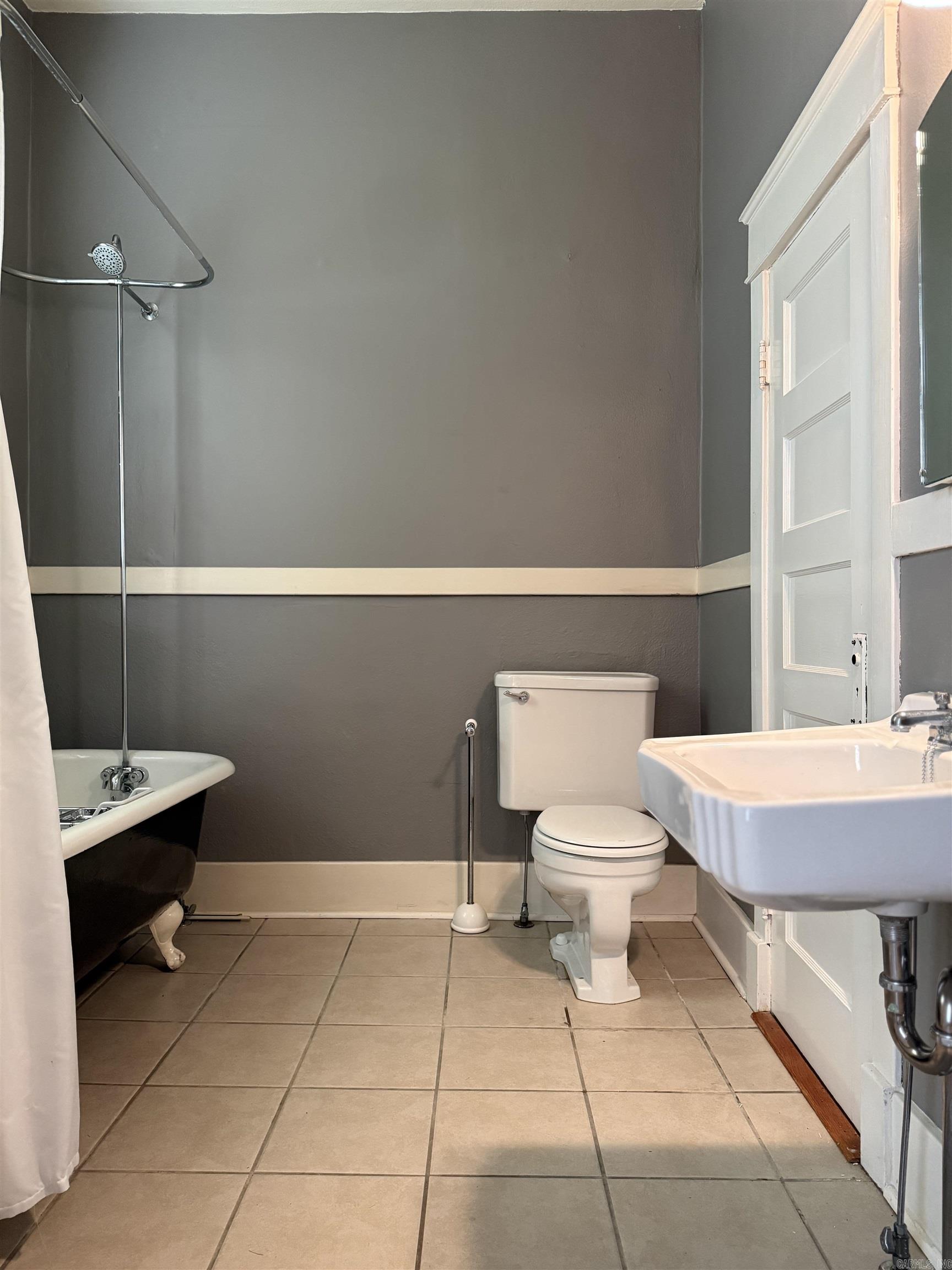 1200 N Polk  Little Rock, AR