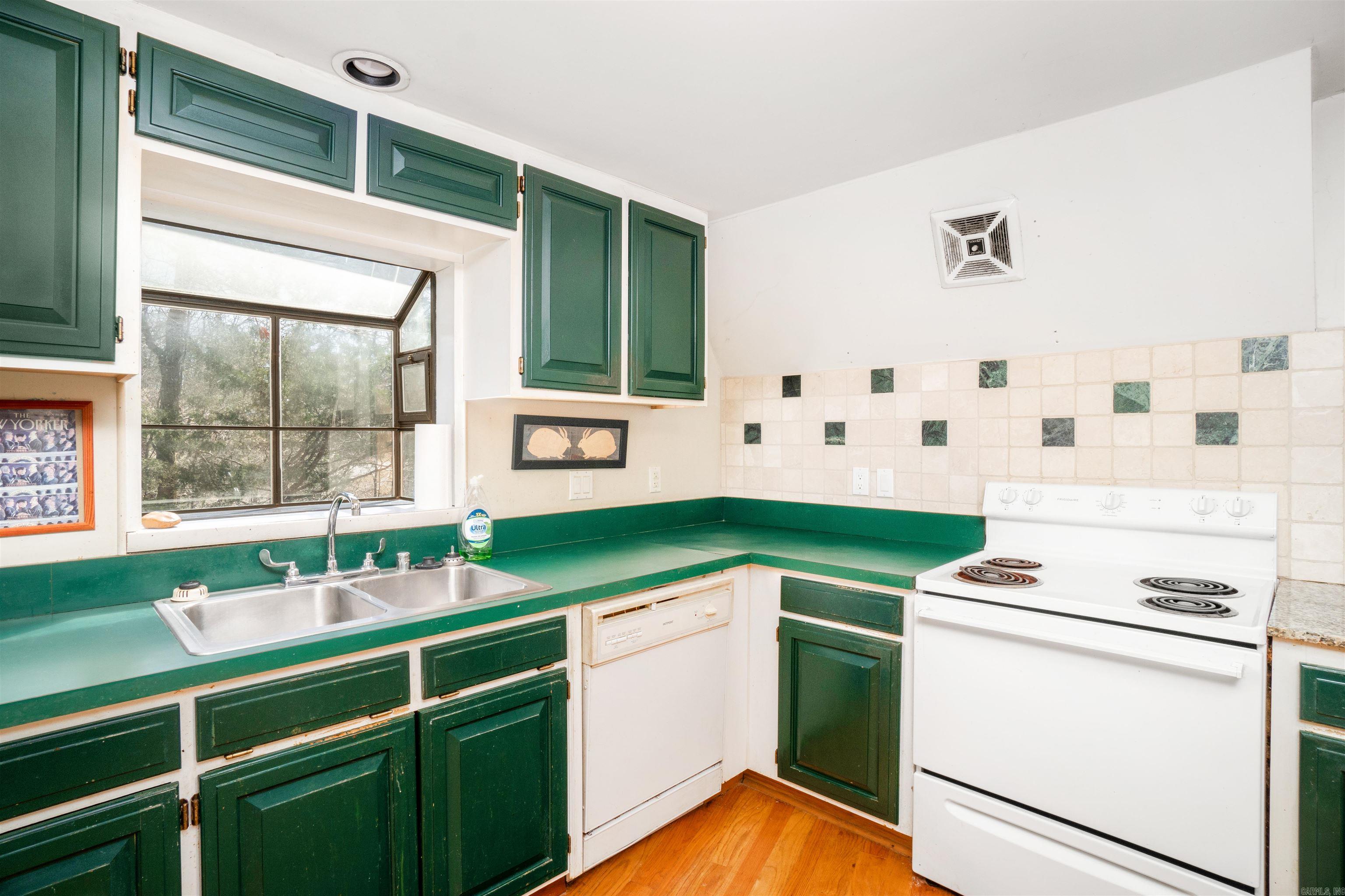 16 Perfecto  Hot Springs Village, AR