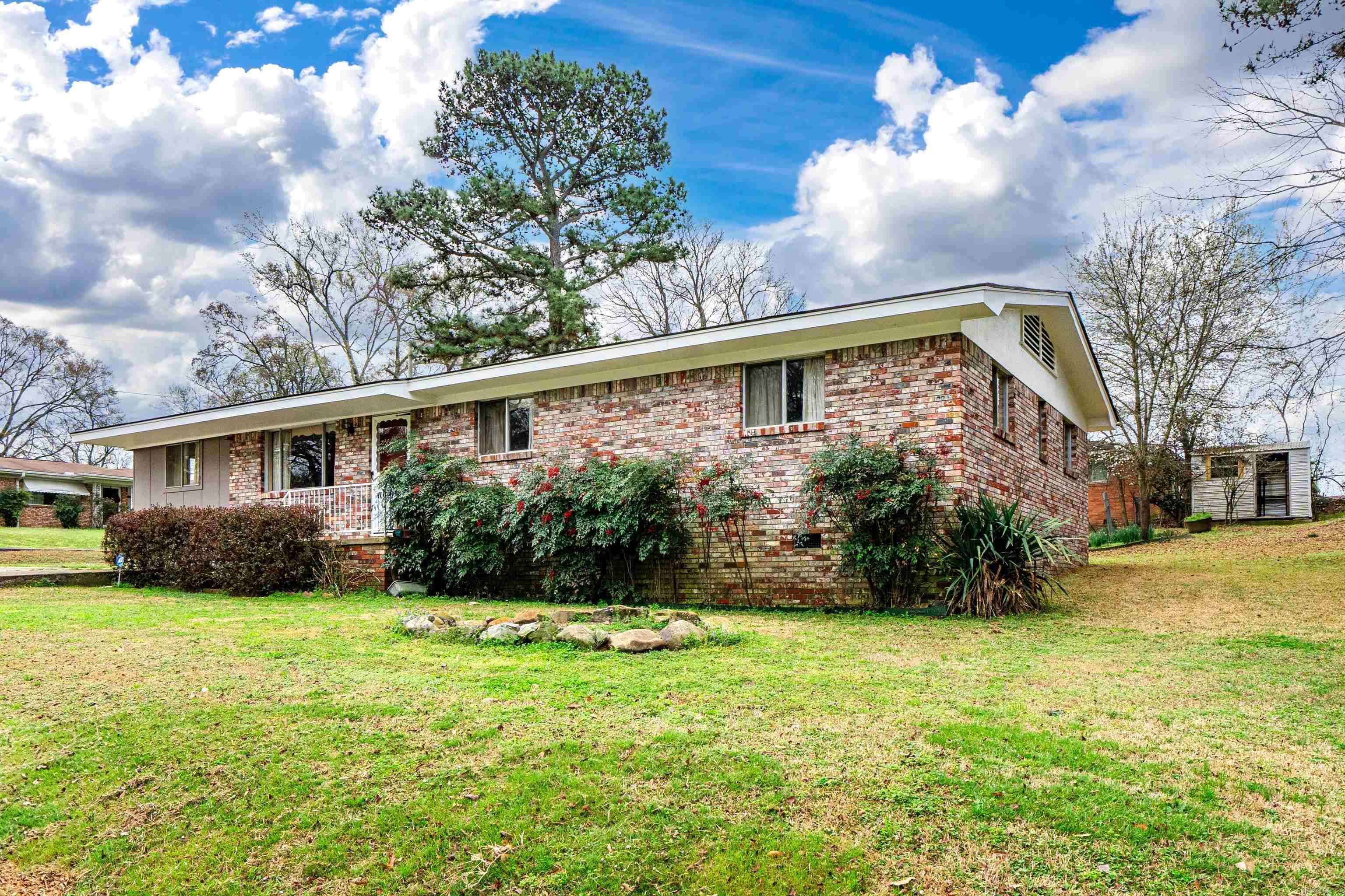 120 ESSEX  Hot Springs, AR