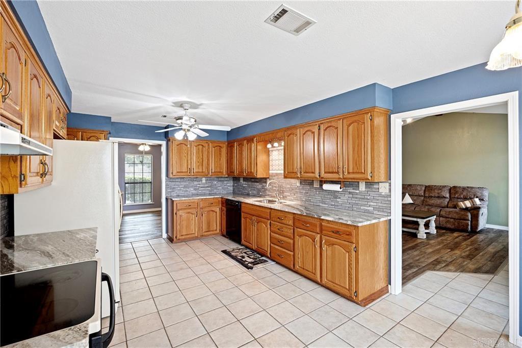 511 Wakerobin Russellville, AR 72802