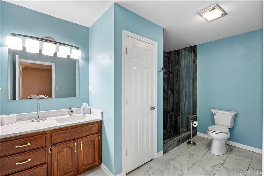 511 Wakerobin Russellville, AR 72802