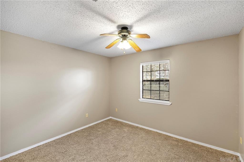 511 Wakerobin Russellville, AR 72802