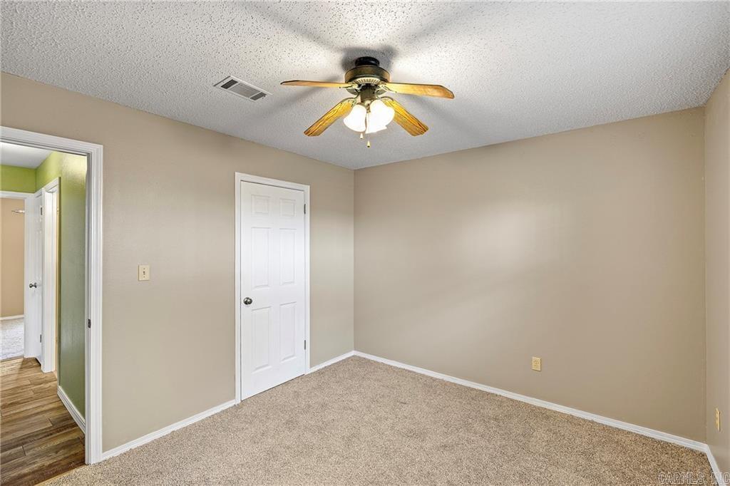 511 Wakerobin Russellville, AR 72802