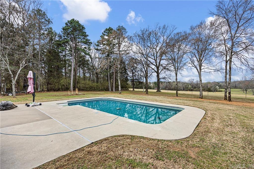 511 Wakerobin Russellville, AR 72802