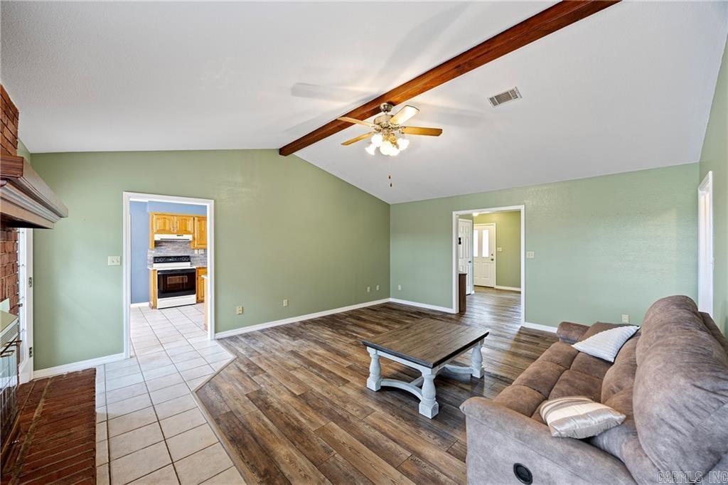 511 Wakerobin Russellville, AR 72802