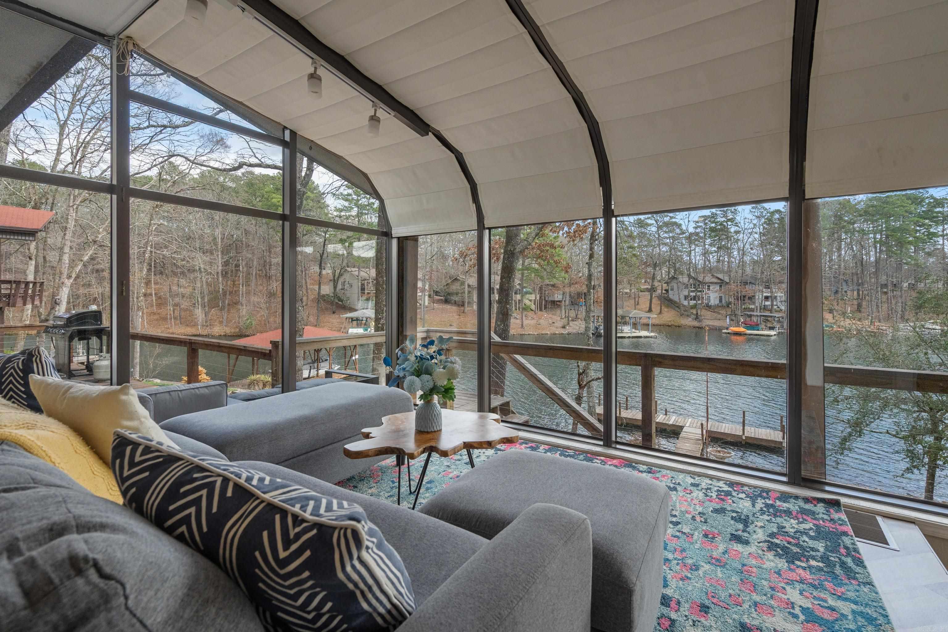 9 Madrid  Hot Springs Village, AR