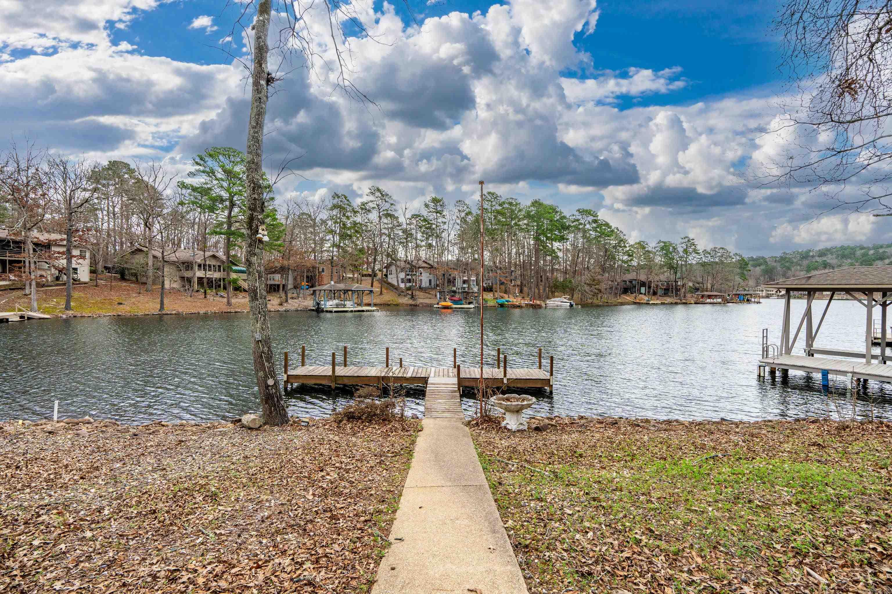 9 Madrid  Hot Springs Village, AR