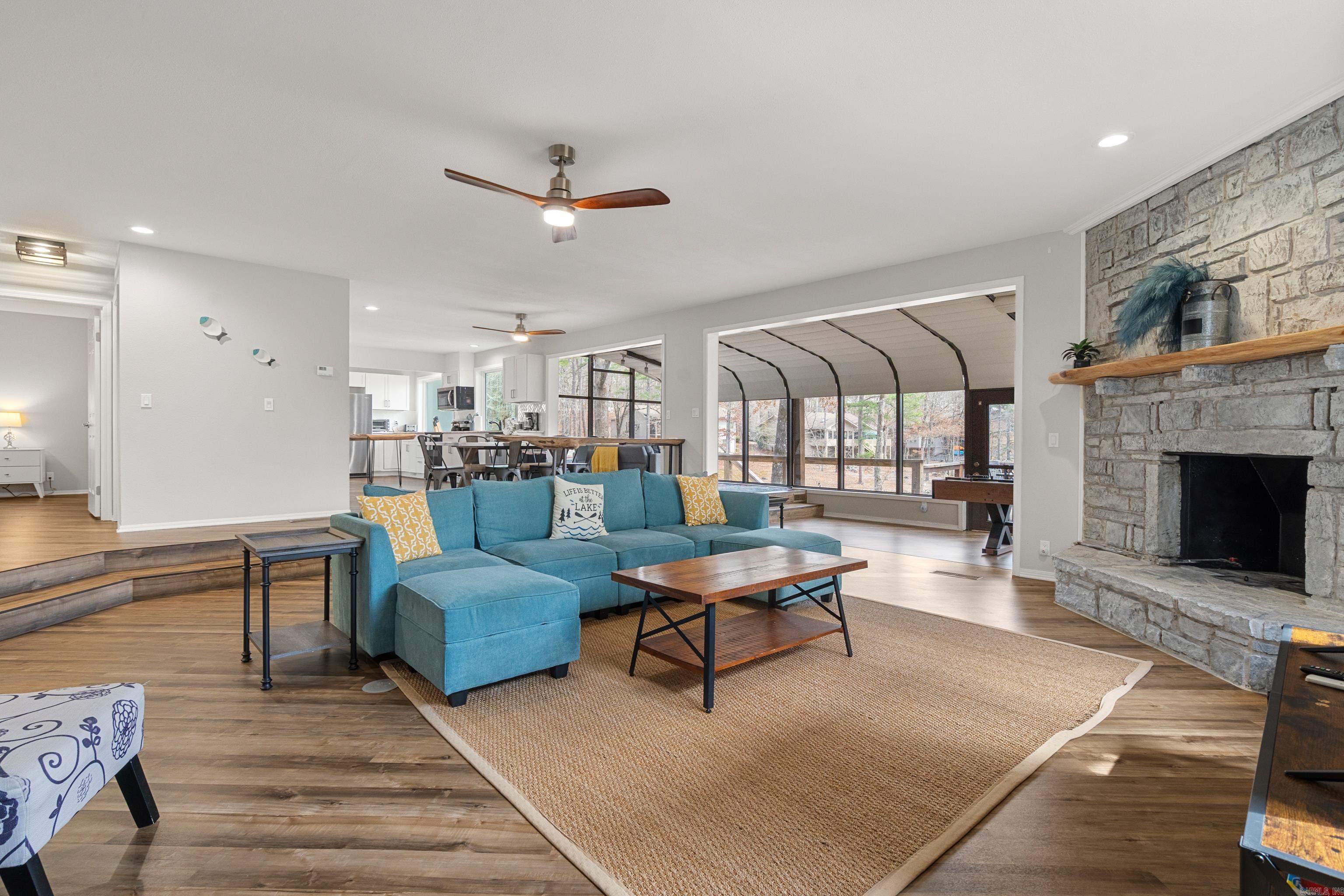 9 Madrid  Hot Springs Village, AR