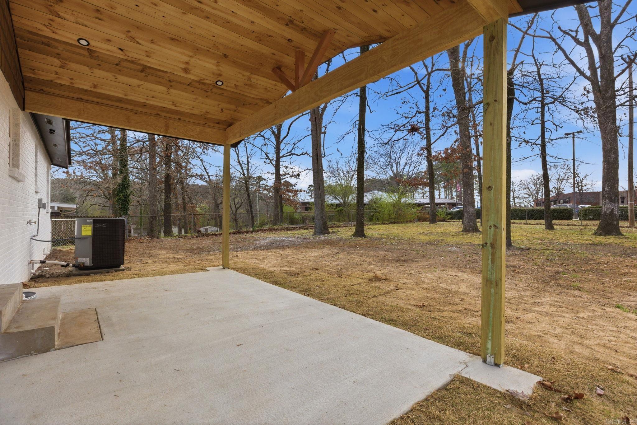 302 Oak Lane  Little Rock, AR