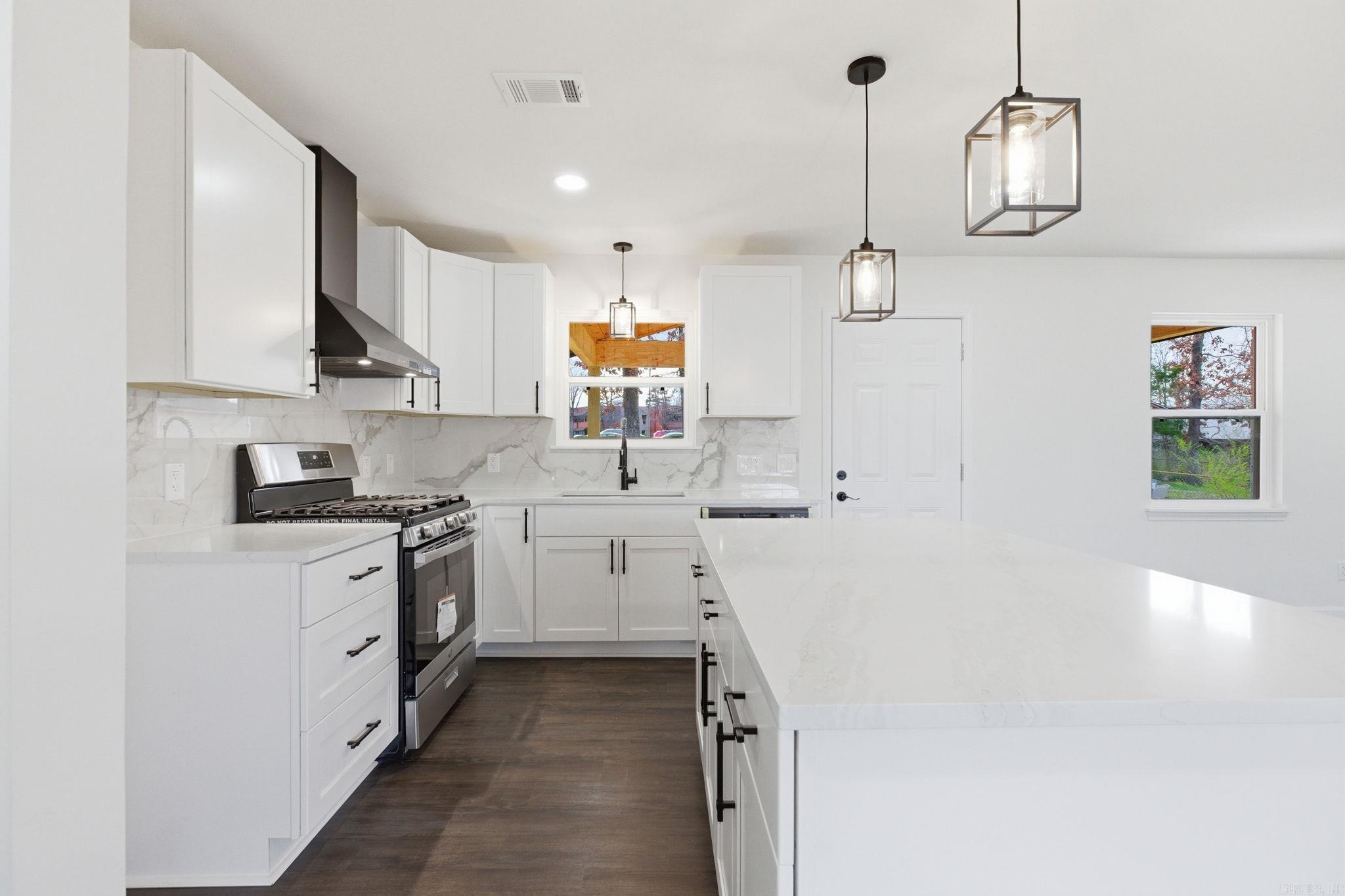 302 Oak Lane  Little Rock, AR