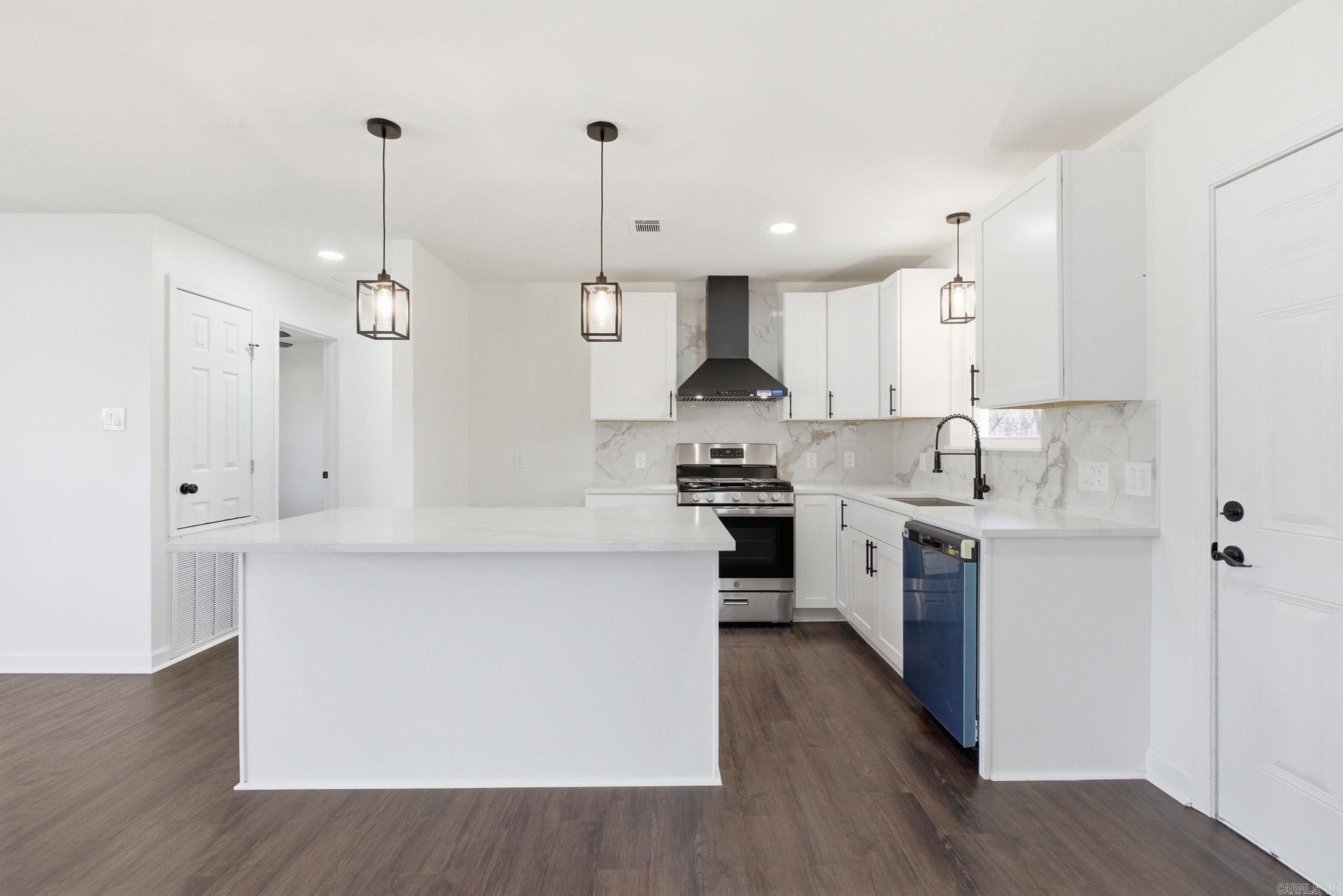 302 Oak Lane  Little Rock, AR