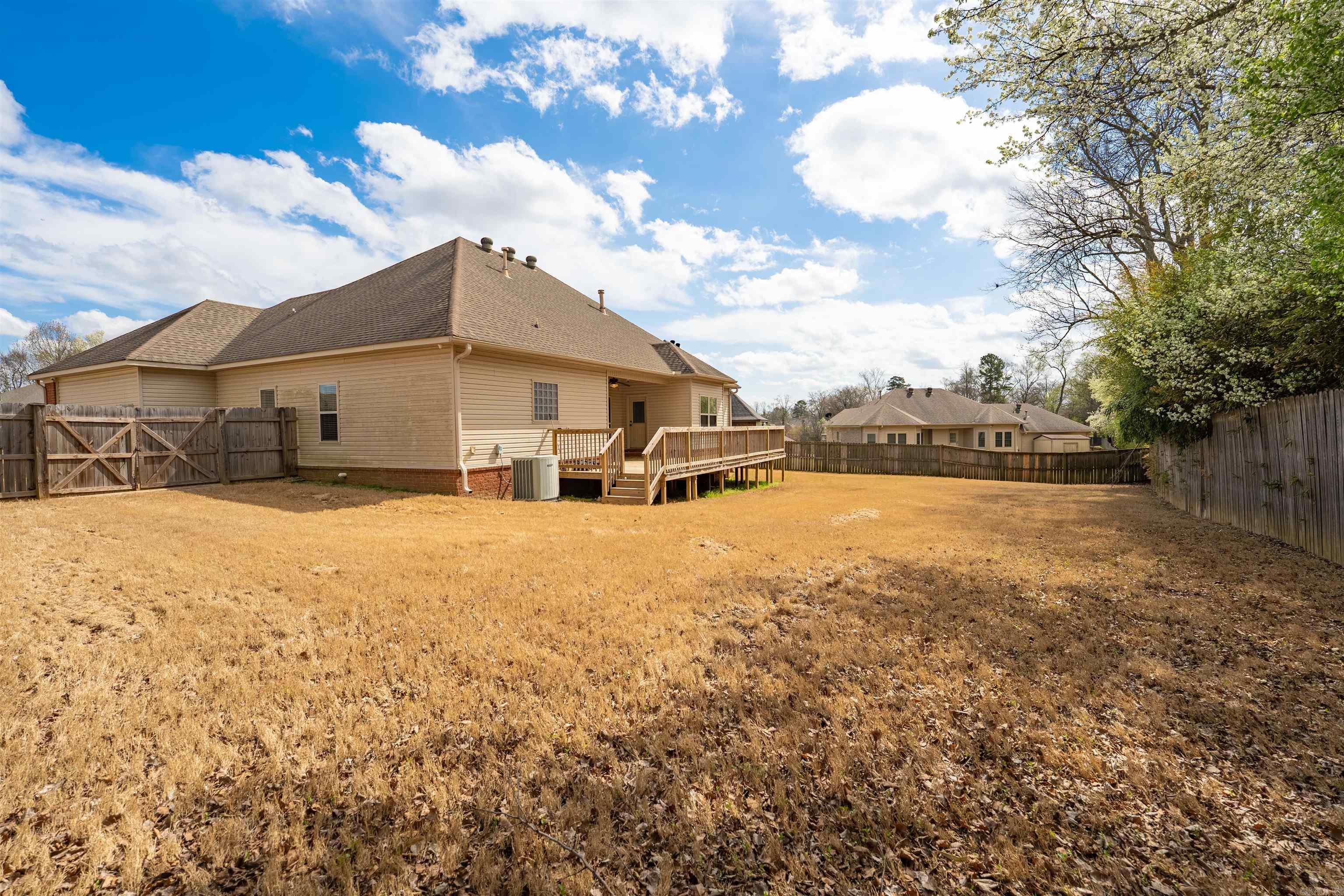 19 Waters Edge  Little Rock, AR