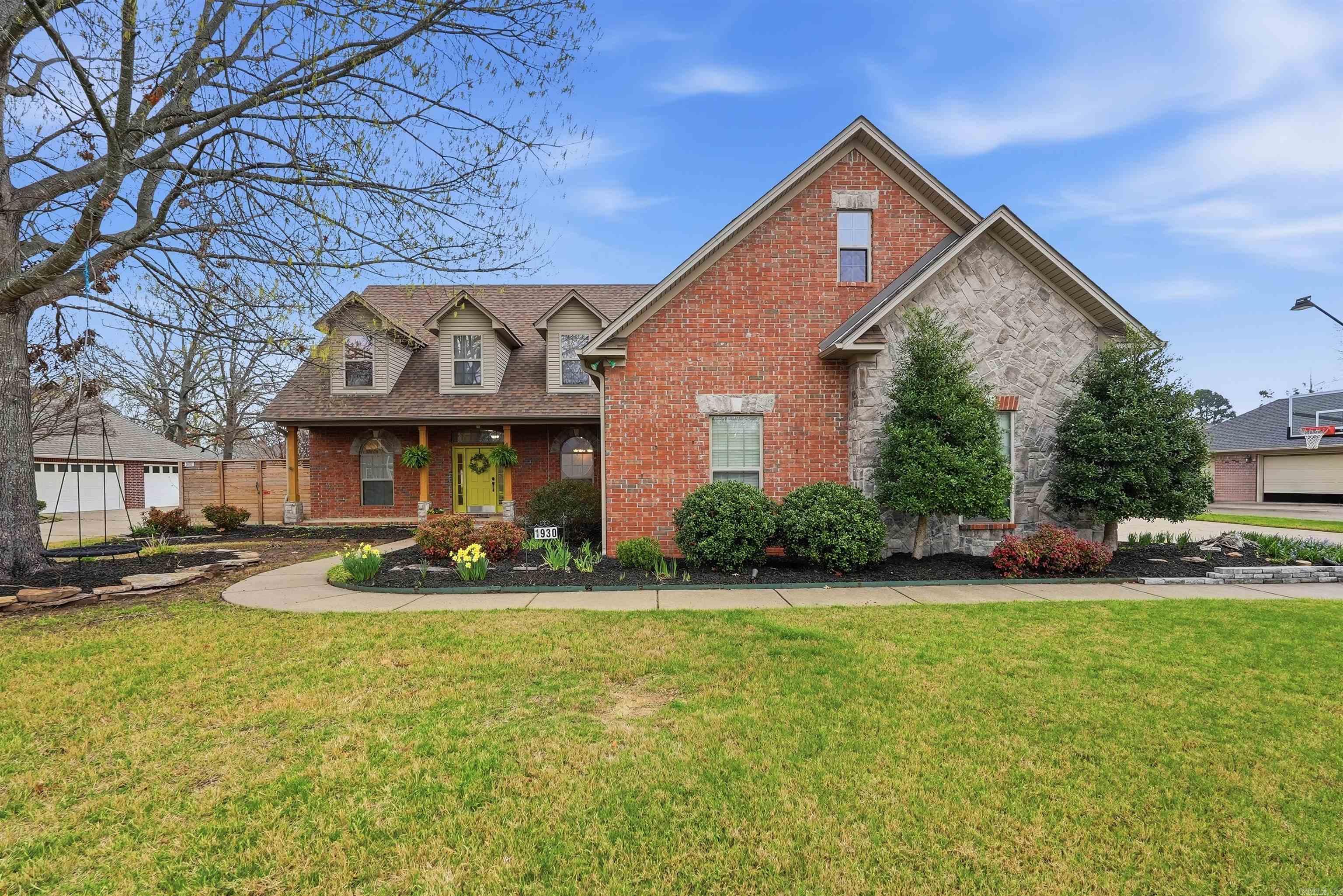 1930 Columbia Dr  Conway, AR