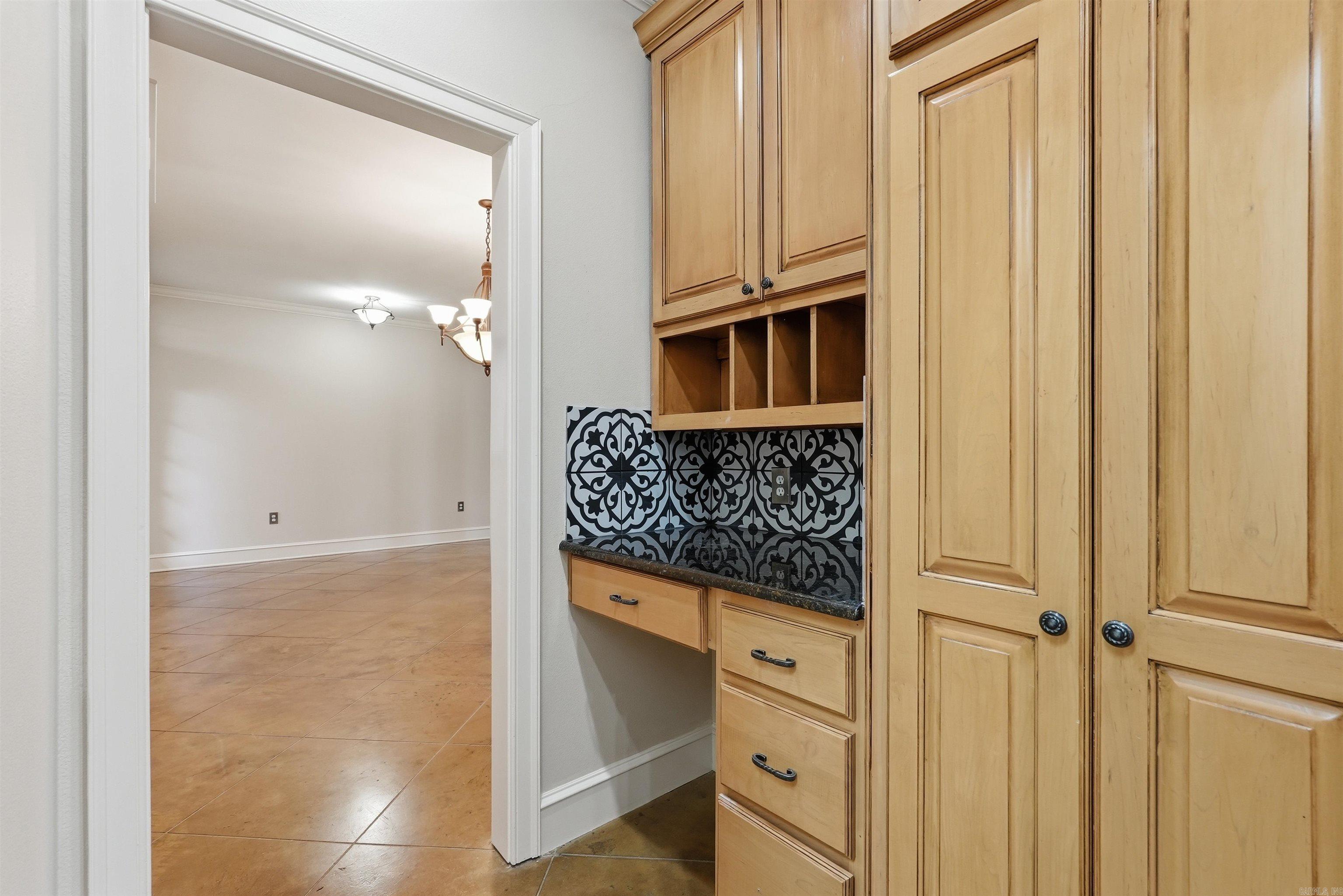 1930 Columbia Dr  Conway, AR