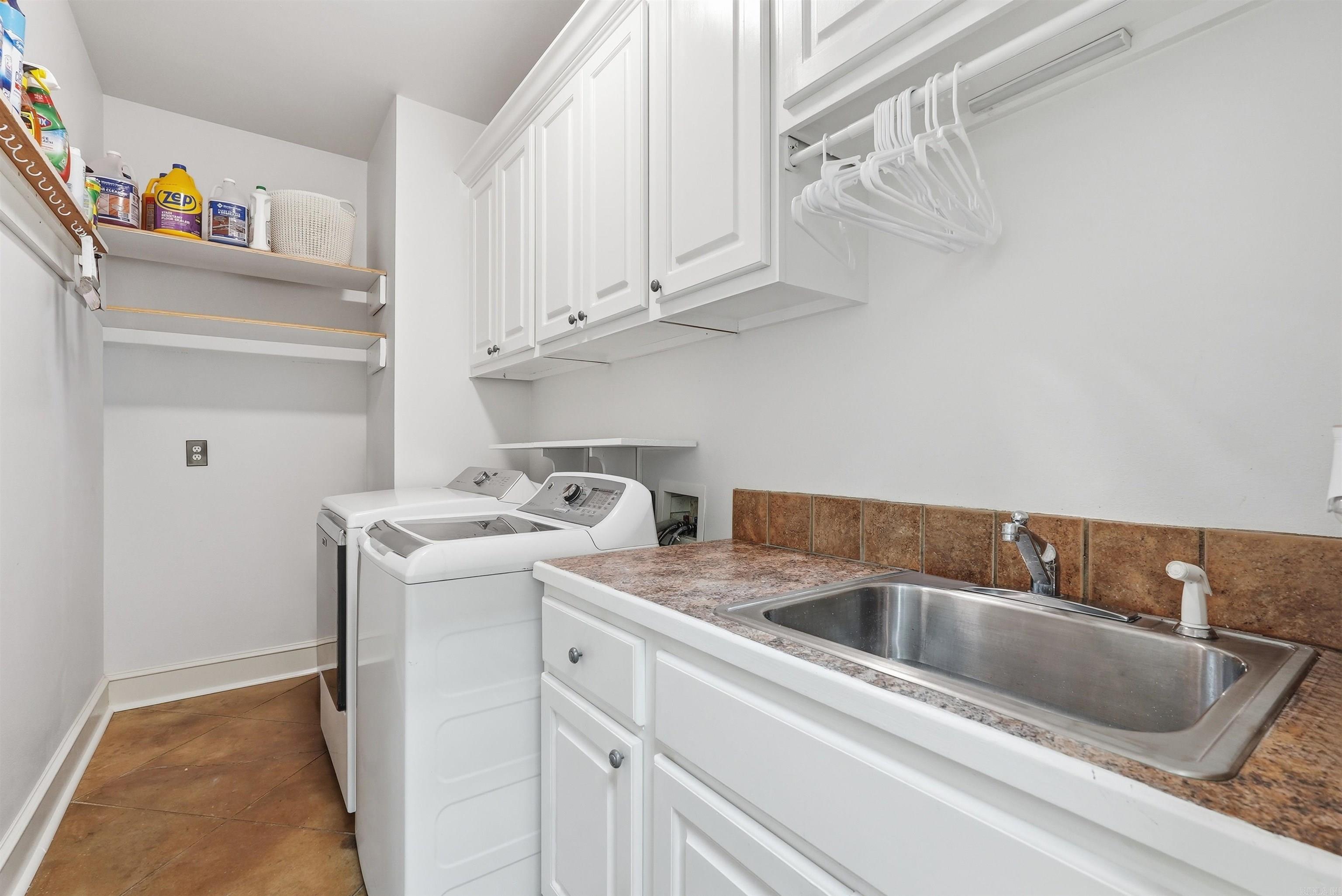 1930 Columbia Dr  Conway, AR