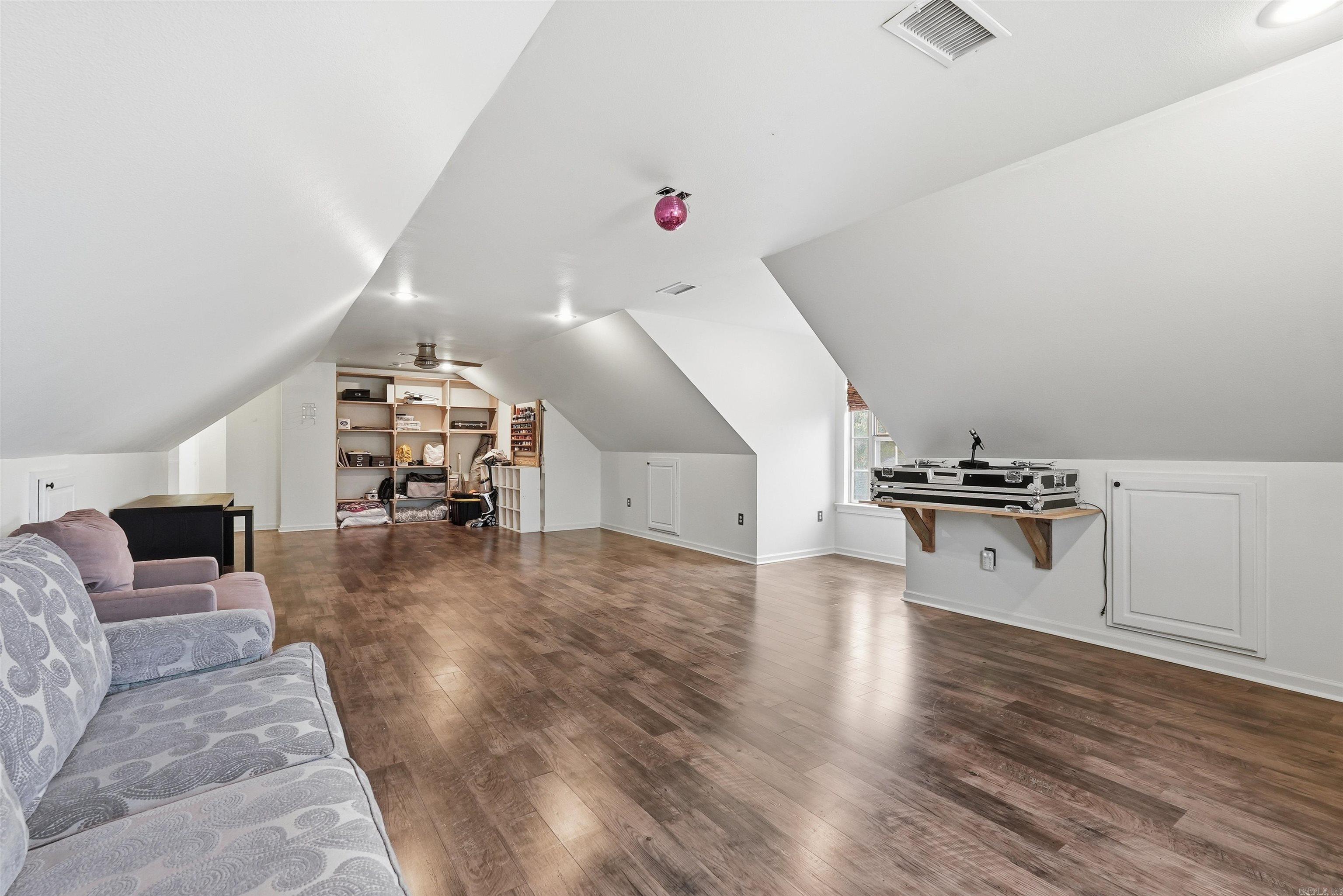 1930 Columbia Dr  Conway, AR