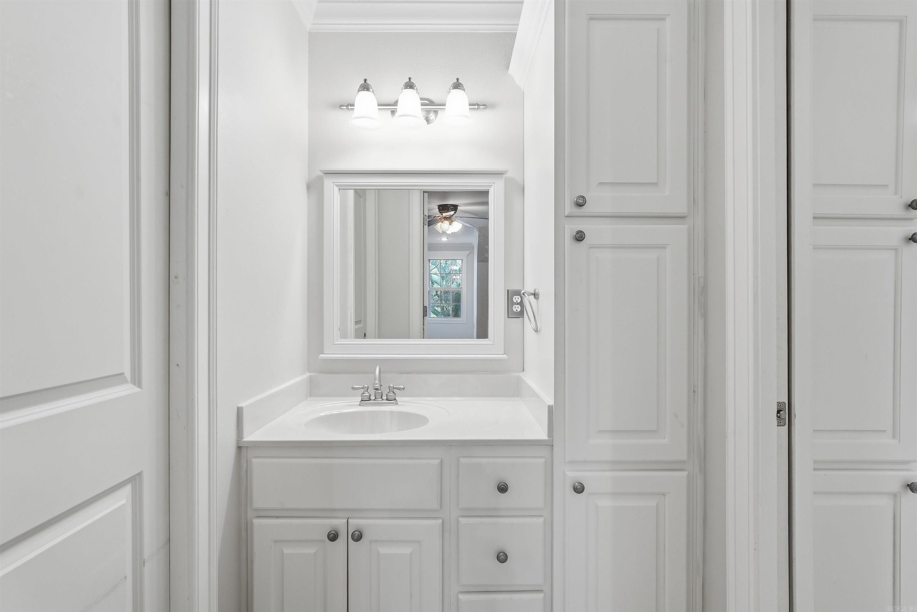 1930 Columbia Dr  Conway, AR