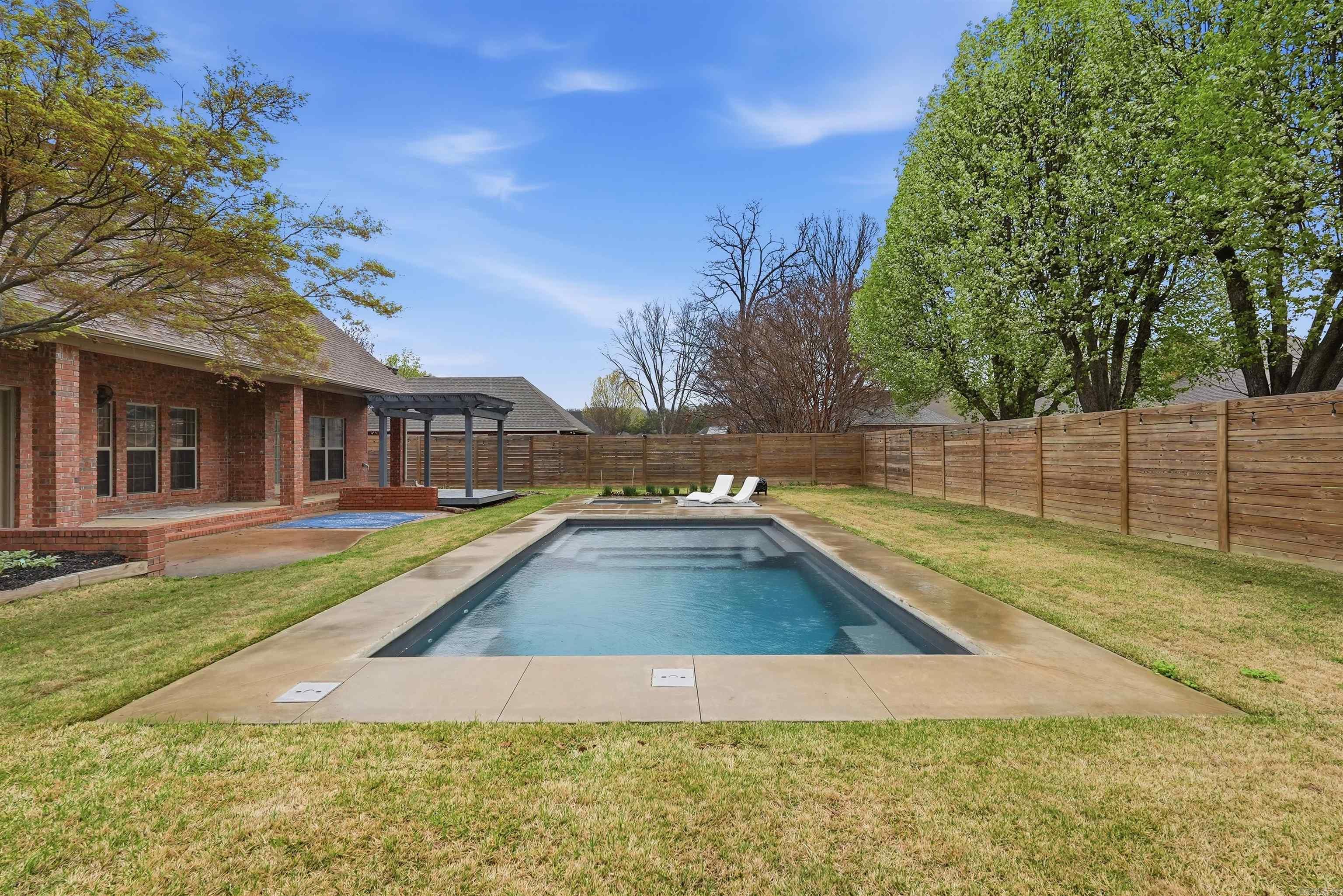 1930 Columbia Dr  Conway, AR