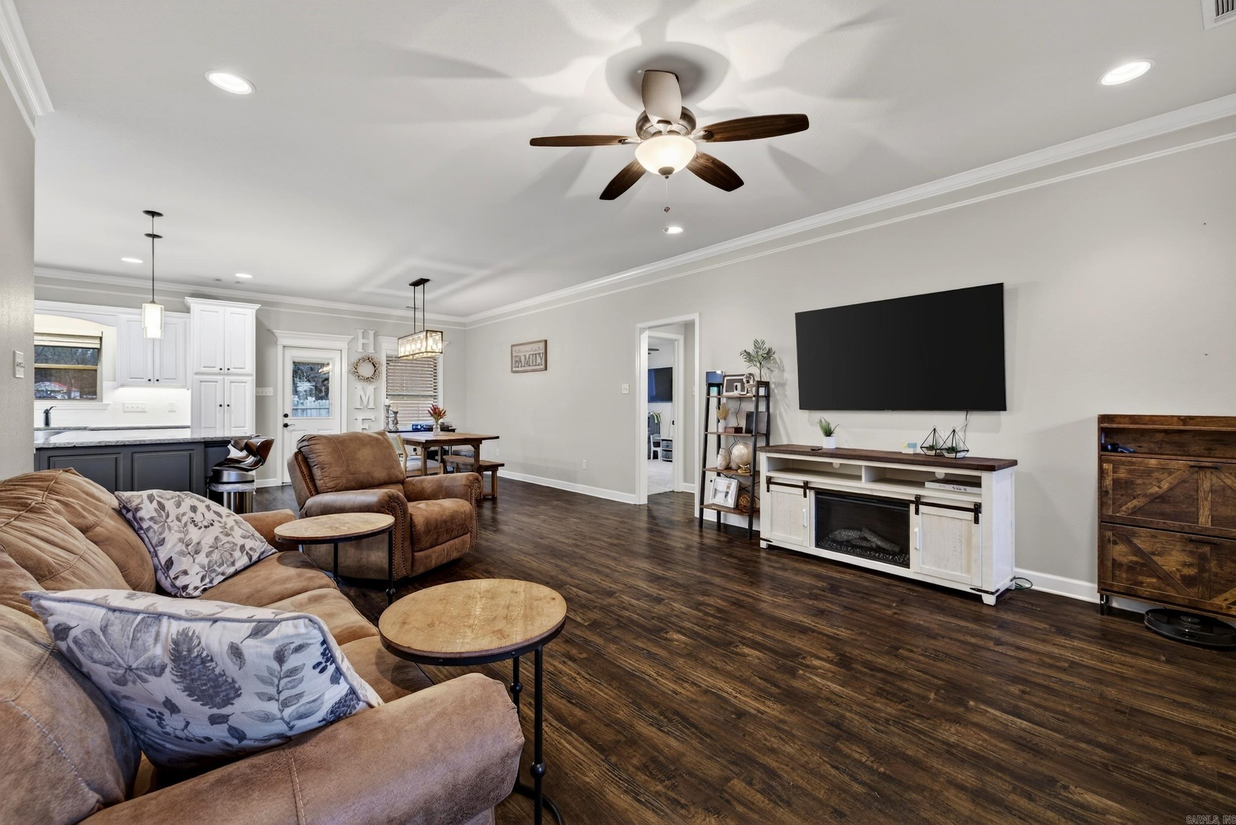 10 Mallard  Austin, AR