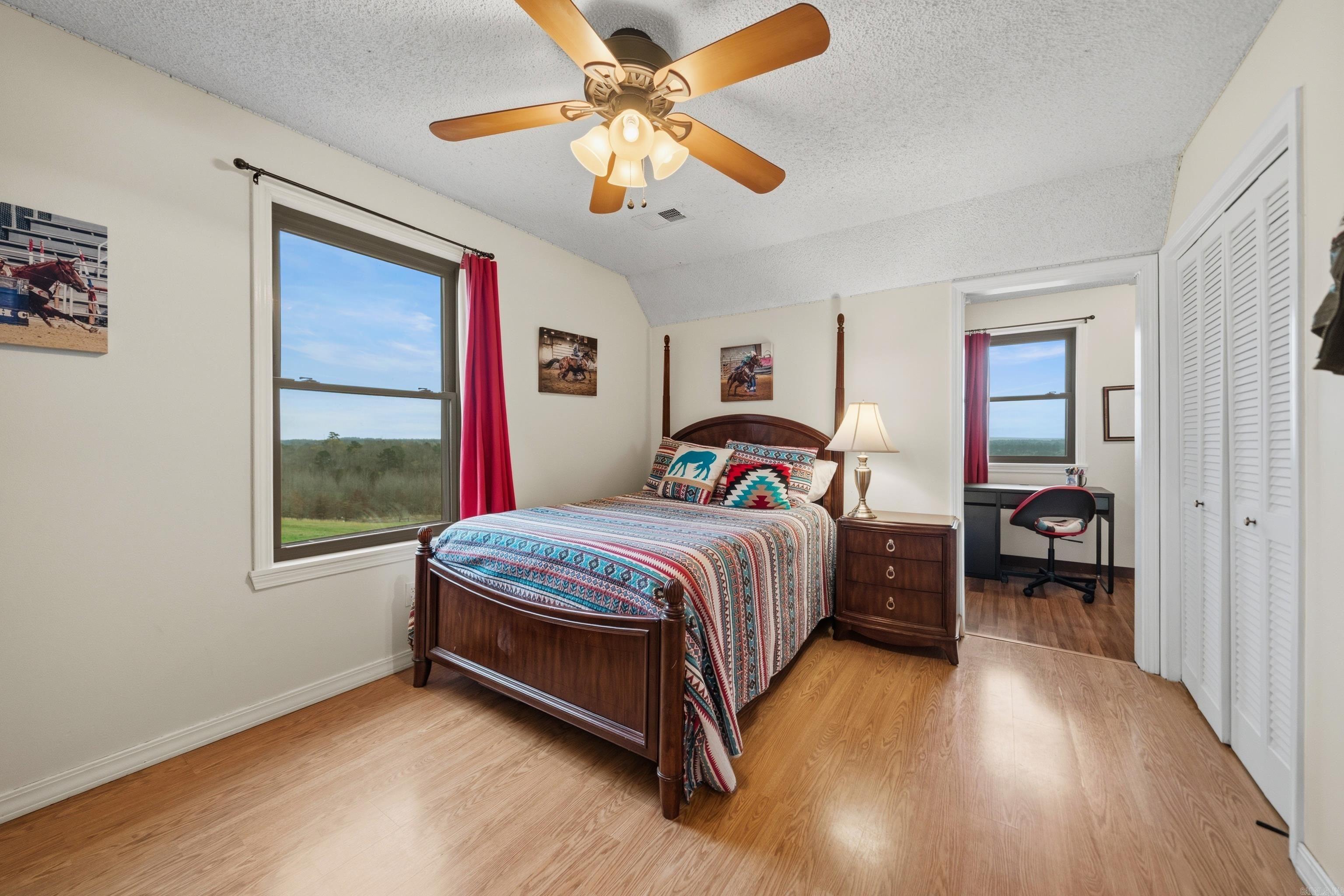 2076 Chestnut  Bismarck, AR