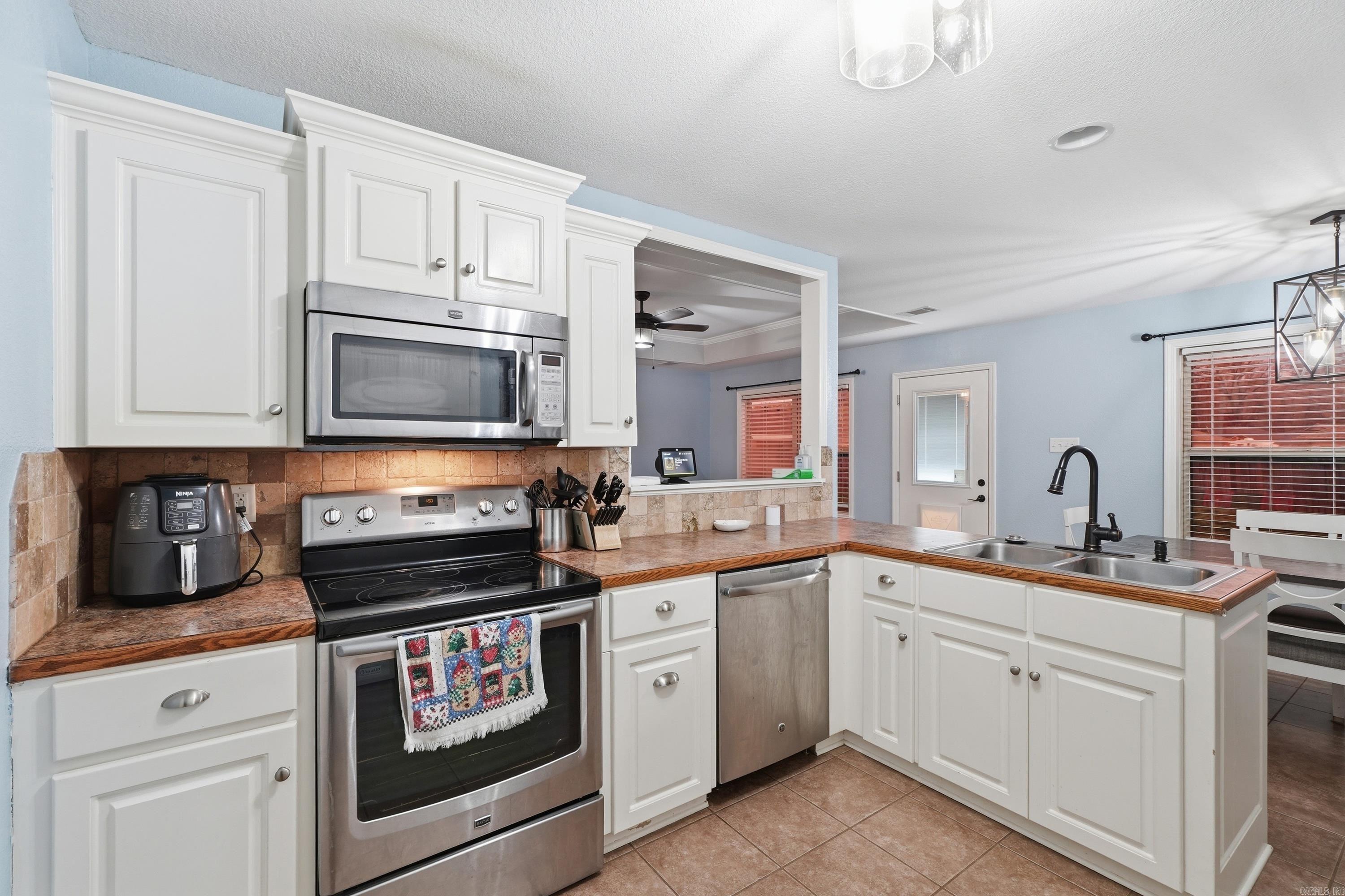 503 Nectarine  Austin, AR