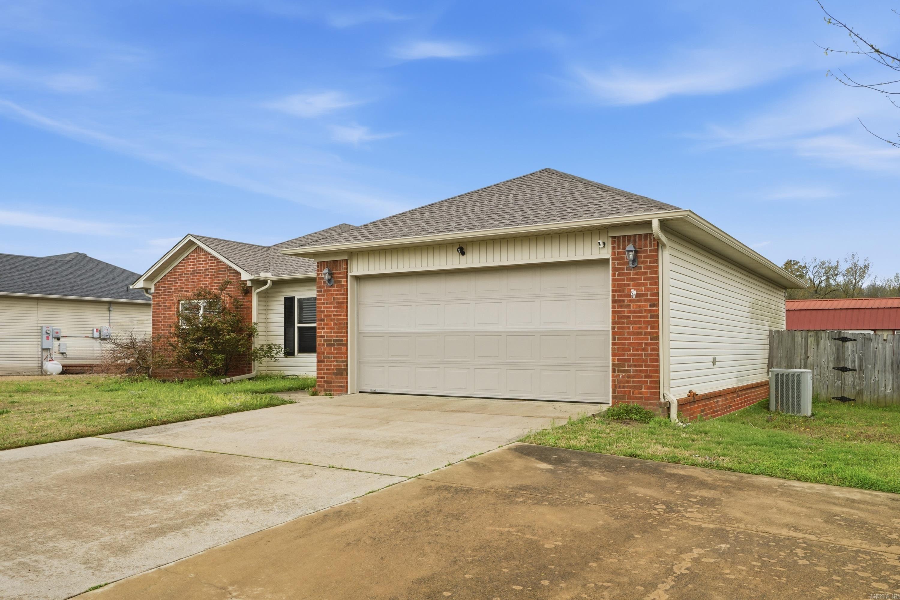 503 Nectarine  Austin, AR