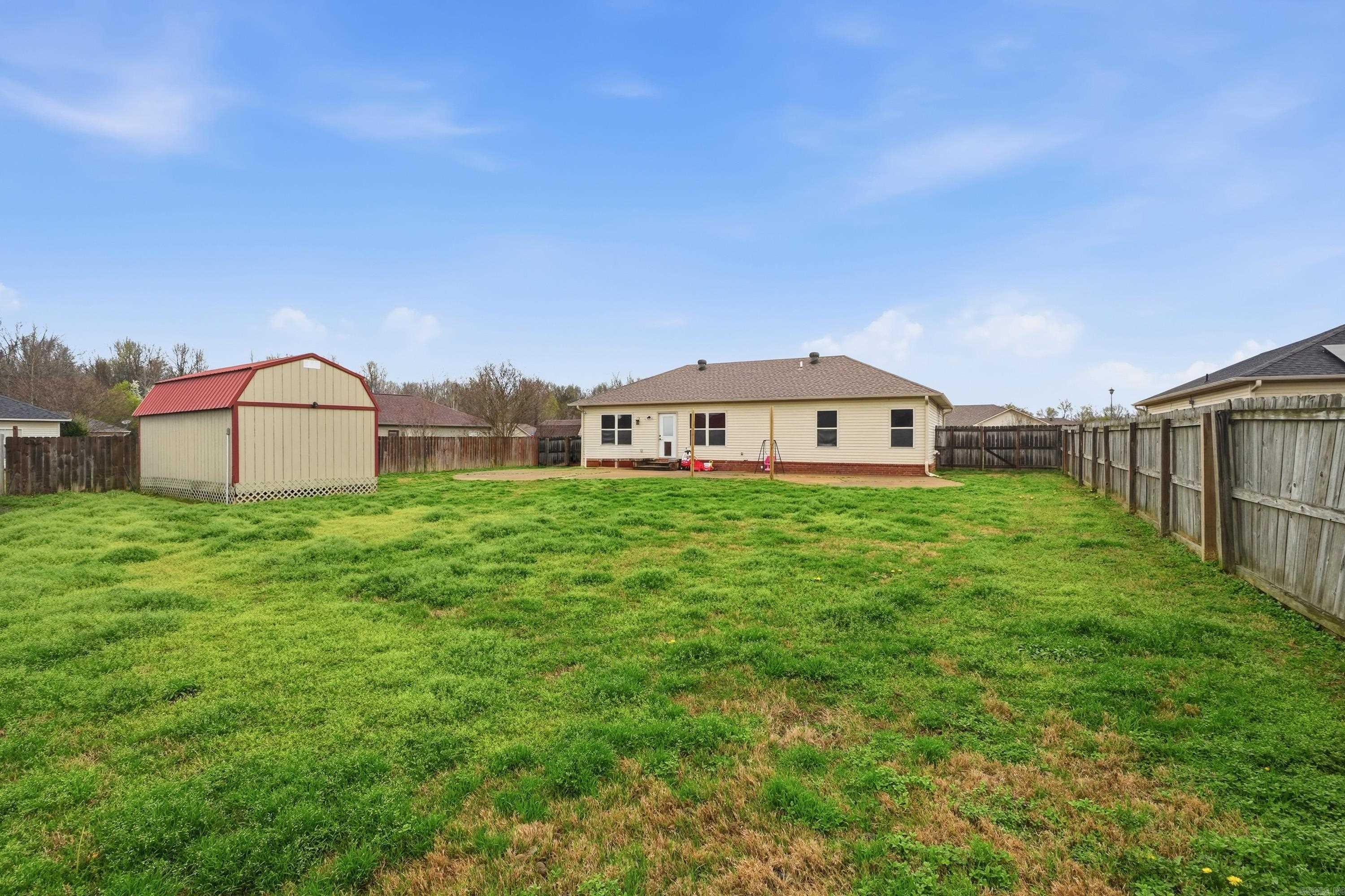 503 Nectarine  Austin, AR